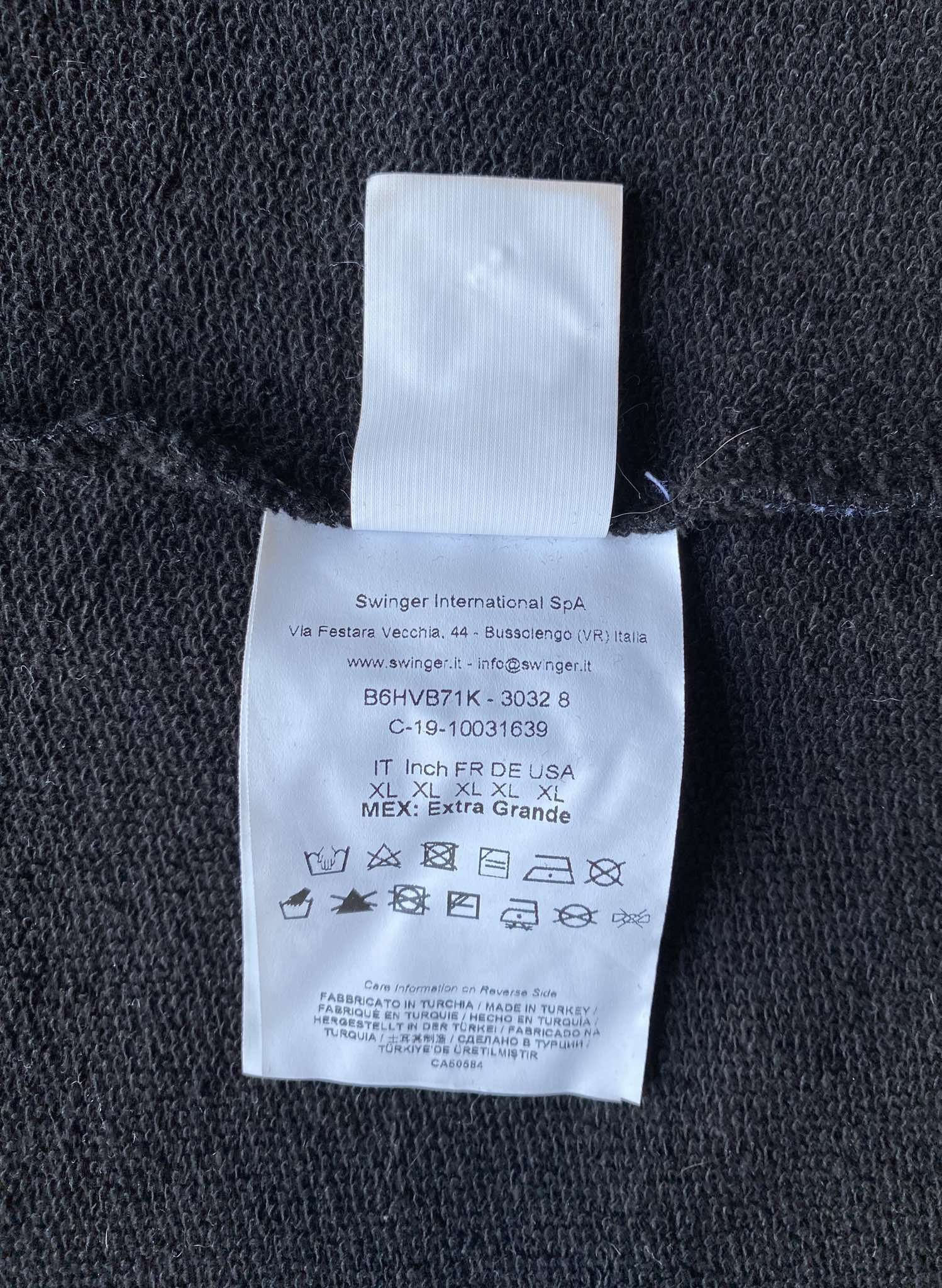 Versace Jeans Couture Versace Jeans Couture Gold Logo Hoodie Black Size US M / EU 48-50 / 2 - 8 Thumbnail