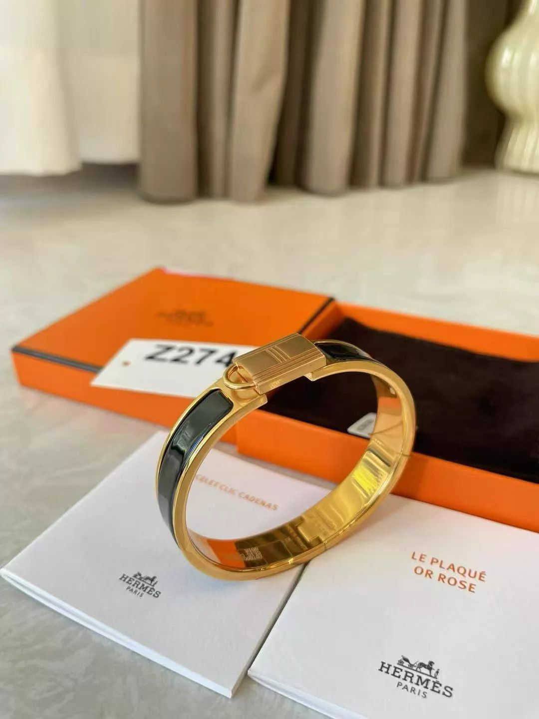 Hermes HERMES Clic Cadenas Lock Bracelet Black Gold Size ONE SIZE - 2 Thumbnail