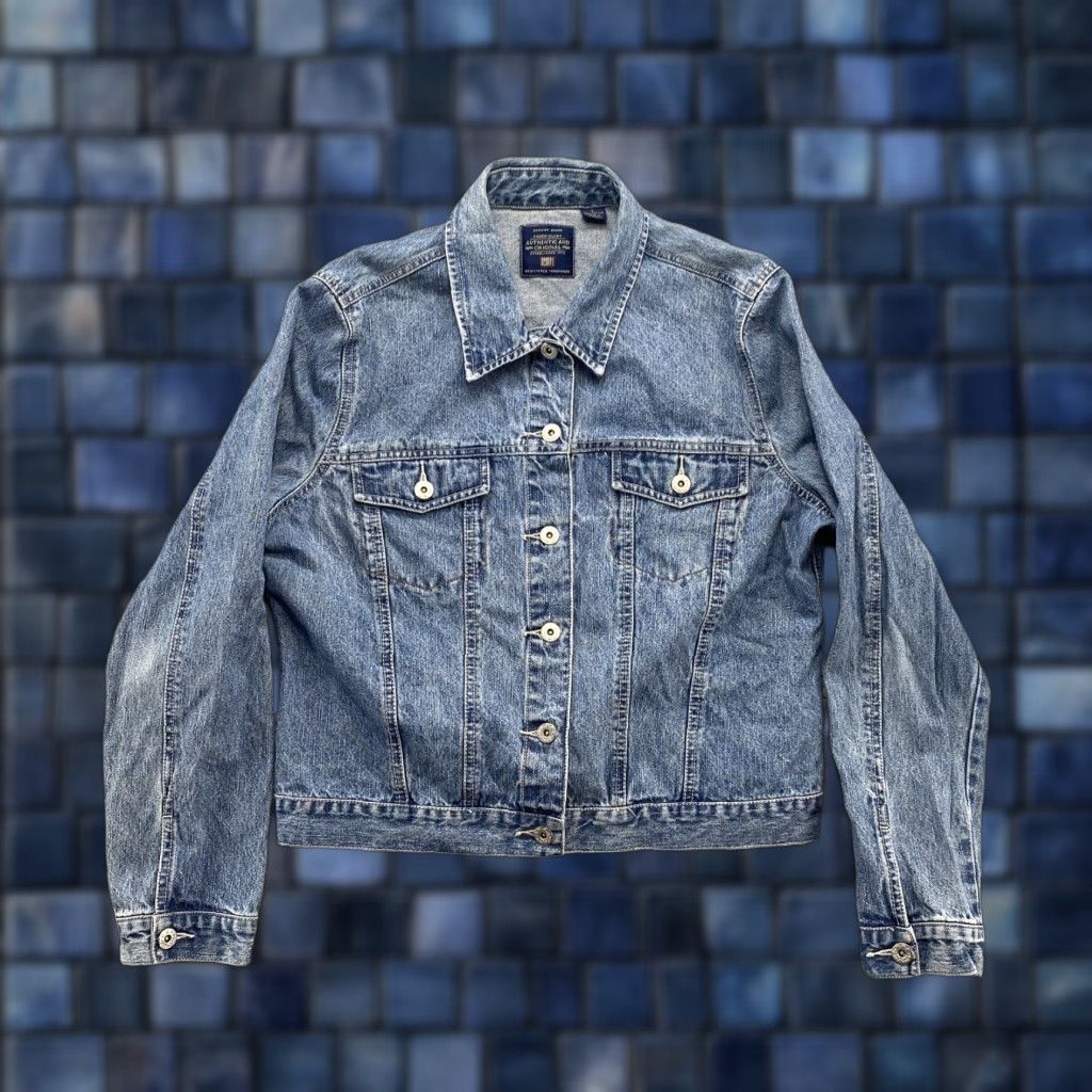Faded Glory Faded Glory Denim Jacket Women's Button Up Medium Wash Blue L Read Jacket Size 36" / US 14 / IT 50 - 1 Thumbnail