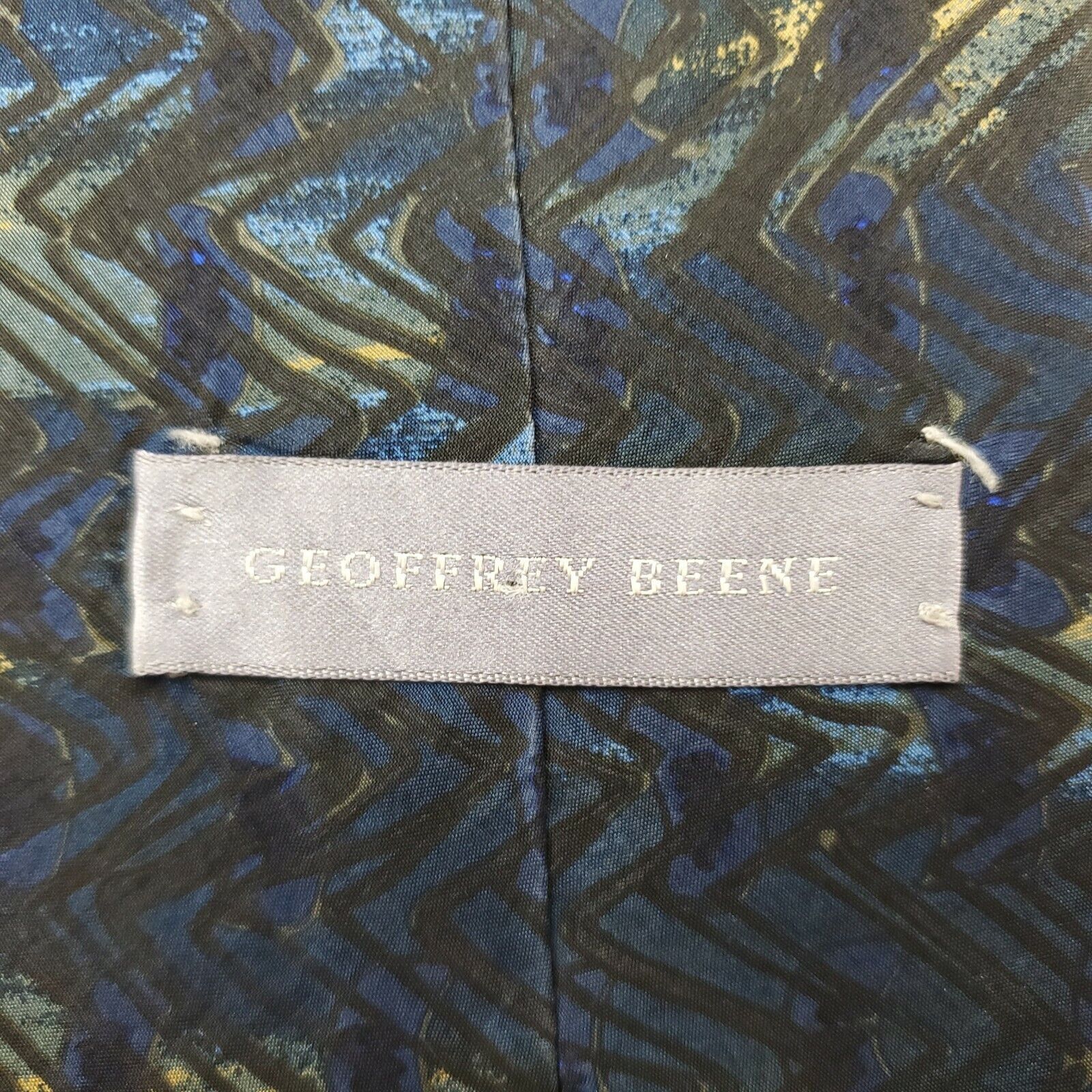 Vintage Geoffrey Beene Blue Abstract Silk Tie Short Size ONE SIZE - 3 Thumbnail