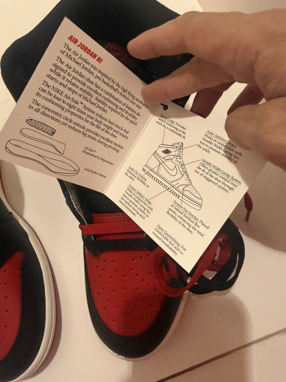 Jordan Brand Size 10 - Air Jordan 1 Retro '85 OG 2025 High Bred / Banned Size US 10 / EU 43 - 9 Thumbnail