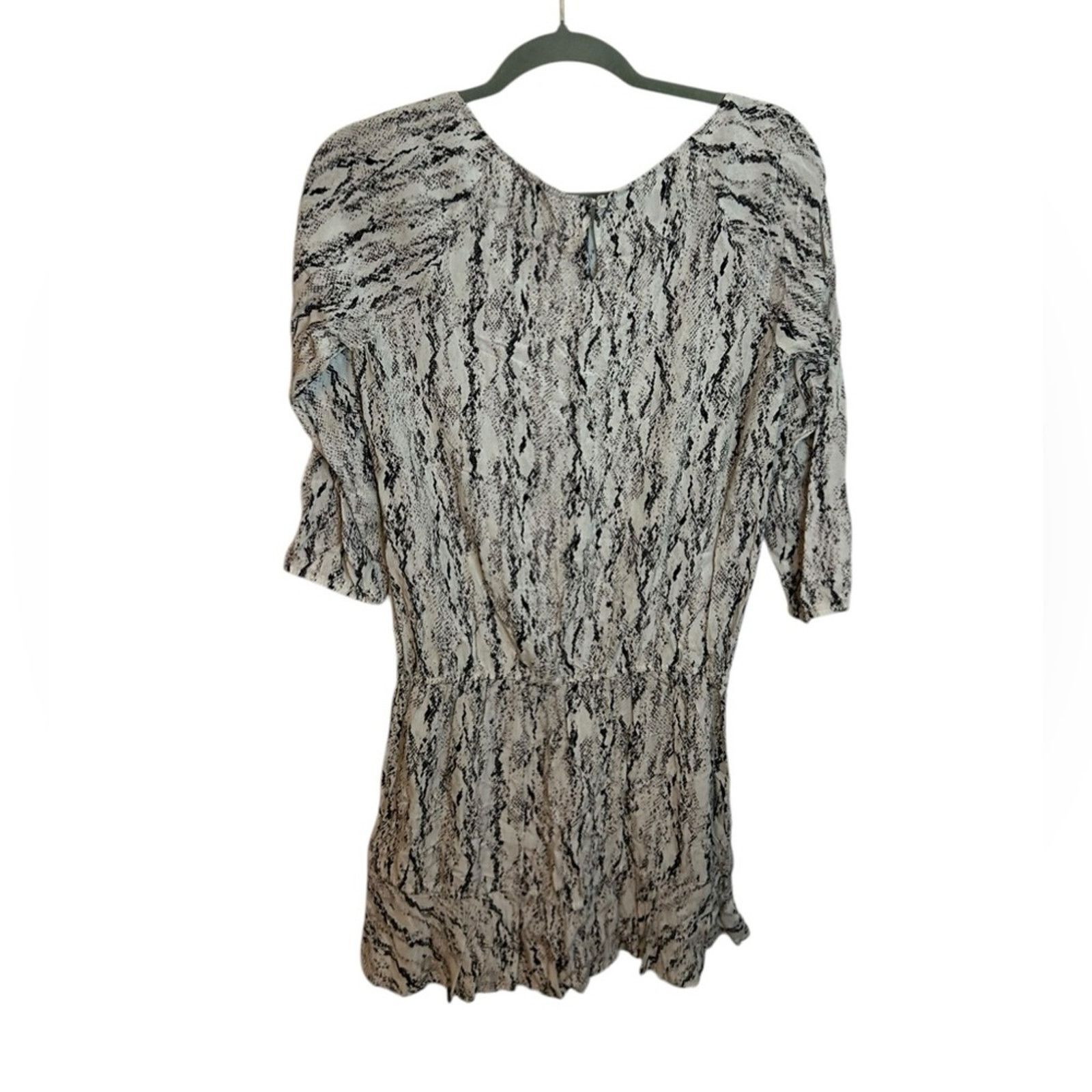 Joie Soft Joie Snakeskin Pattern 3/4 Sleeve Mini Dress Size XS / US 0-2 / IT 36-38 - 2 Thumbnail