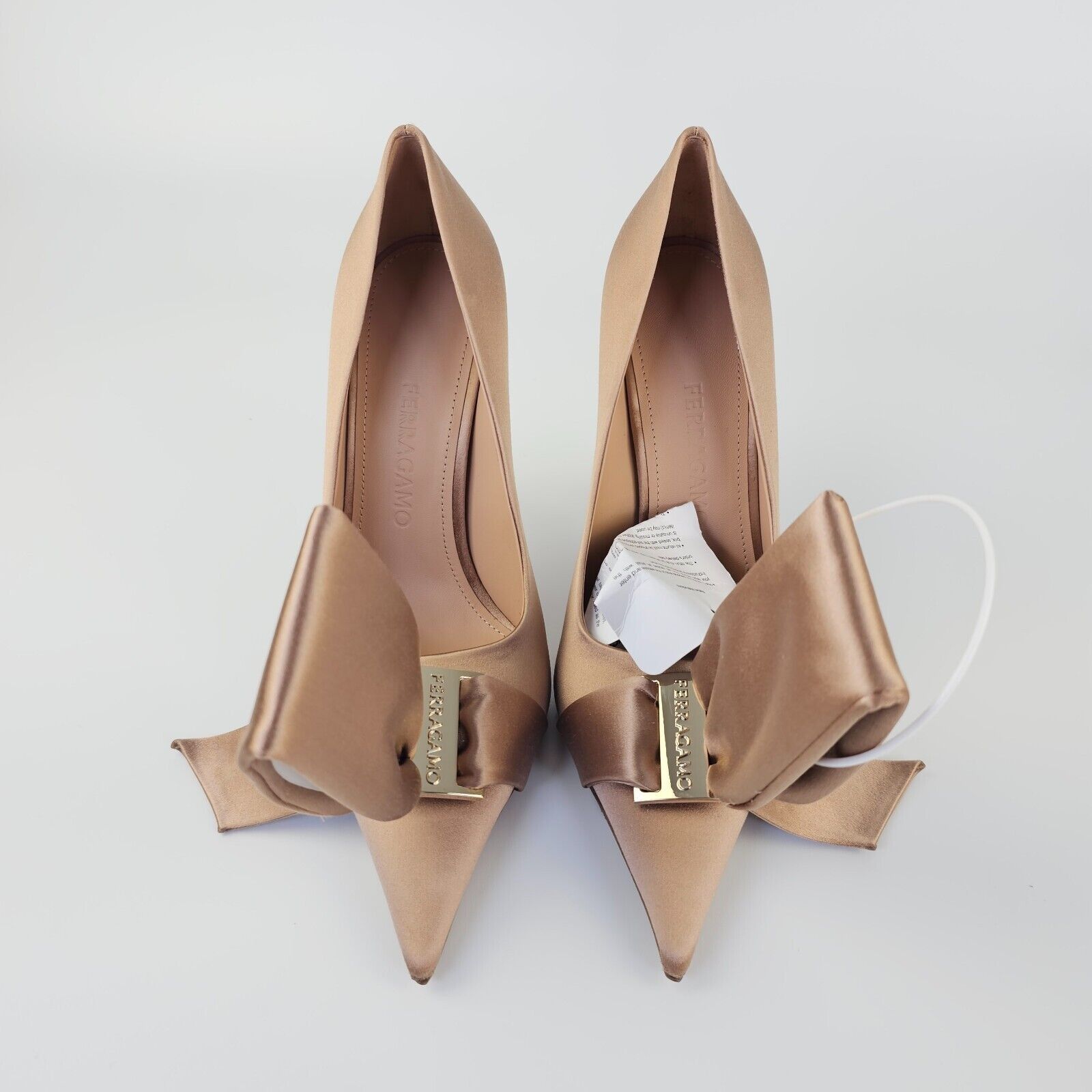 Ferragamo Erica 105mm Beige Satin Heeled Pumps New