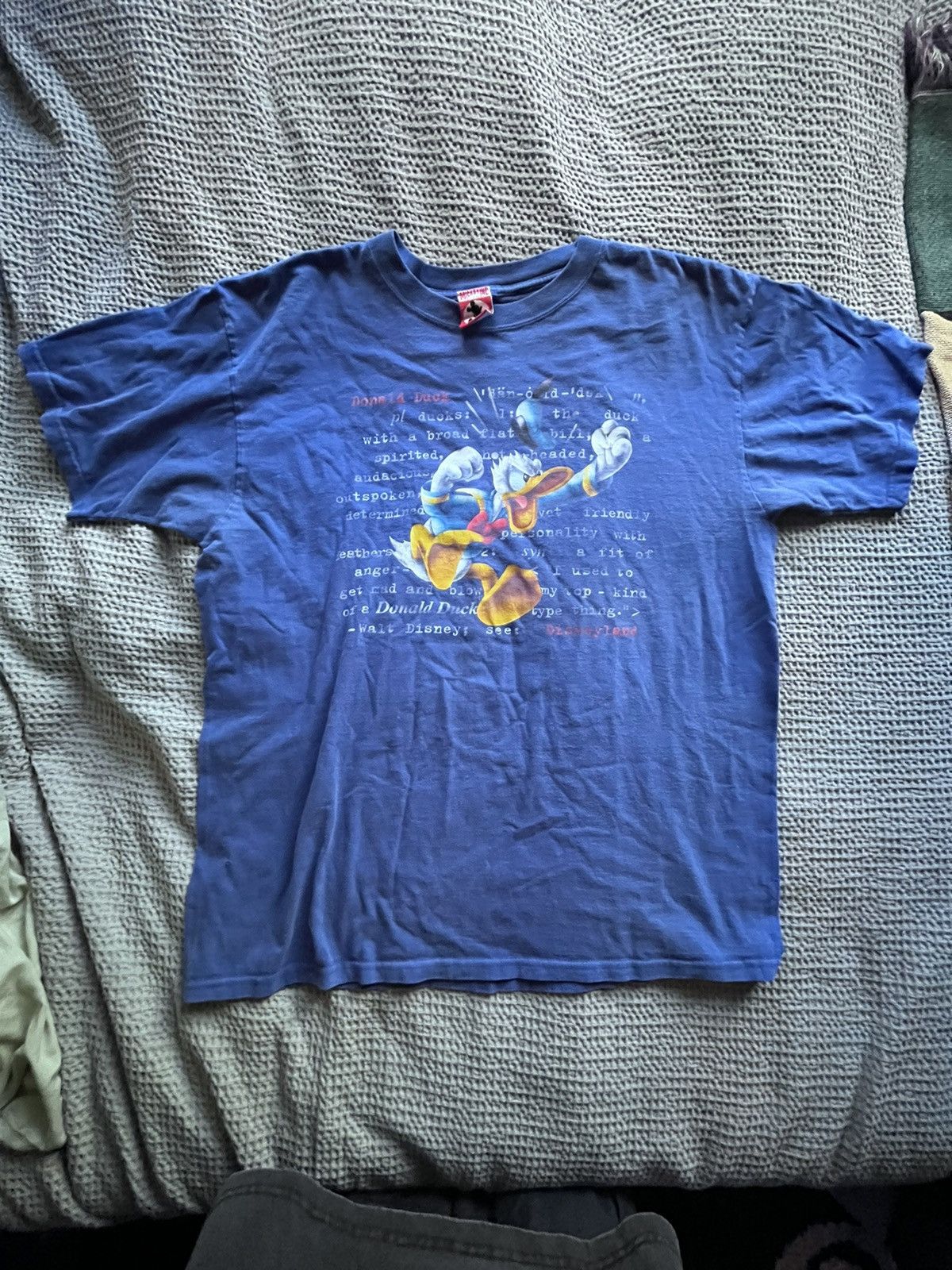 Disney Vintage Blue Donald Duck Tee Size US XL / EU 56 / 4 - 1 Thumbnail