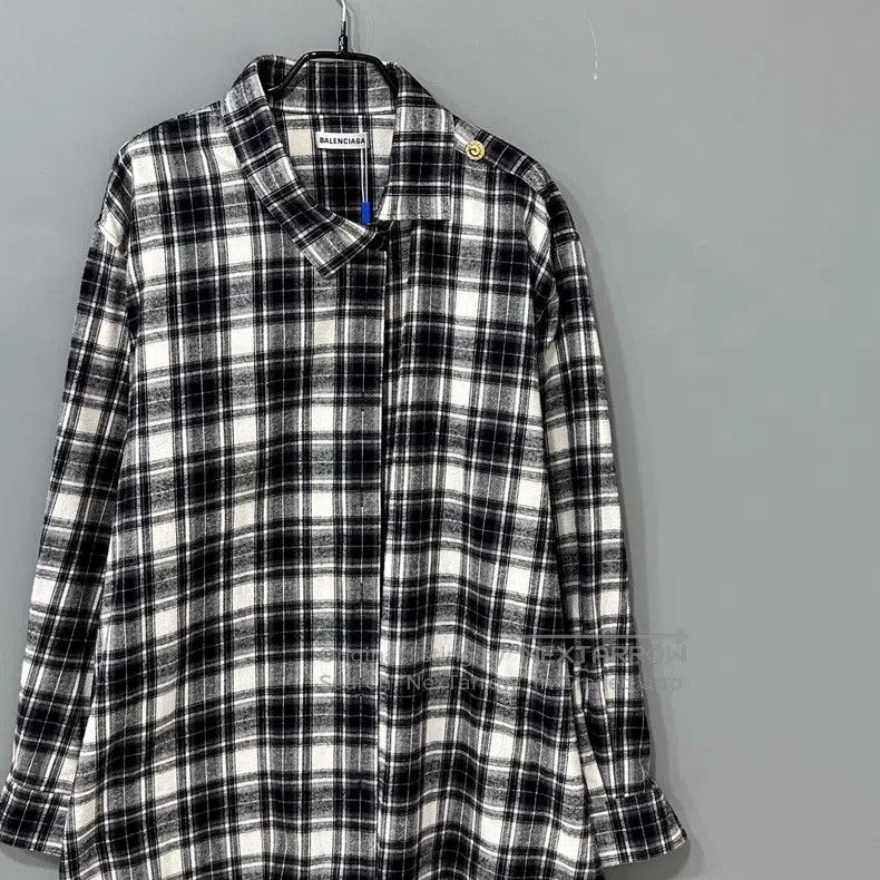 Balenciaga Balenciaga Classic checkered shirt Size XS / US 0-2 / IT 36-38 - 3 Thumbnail