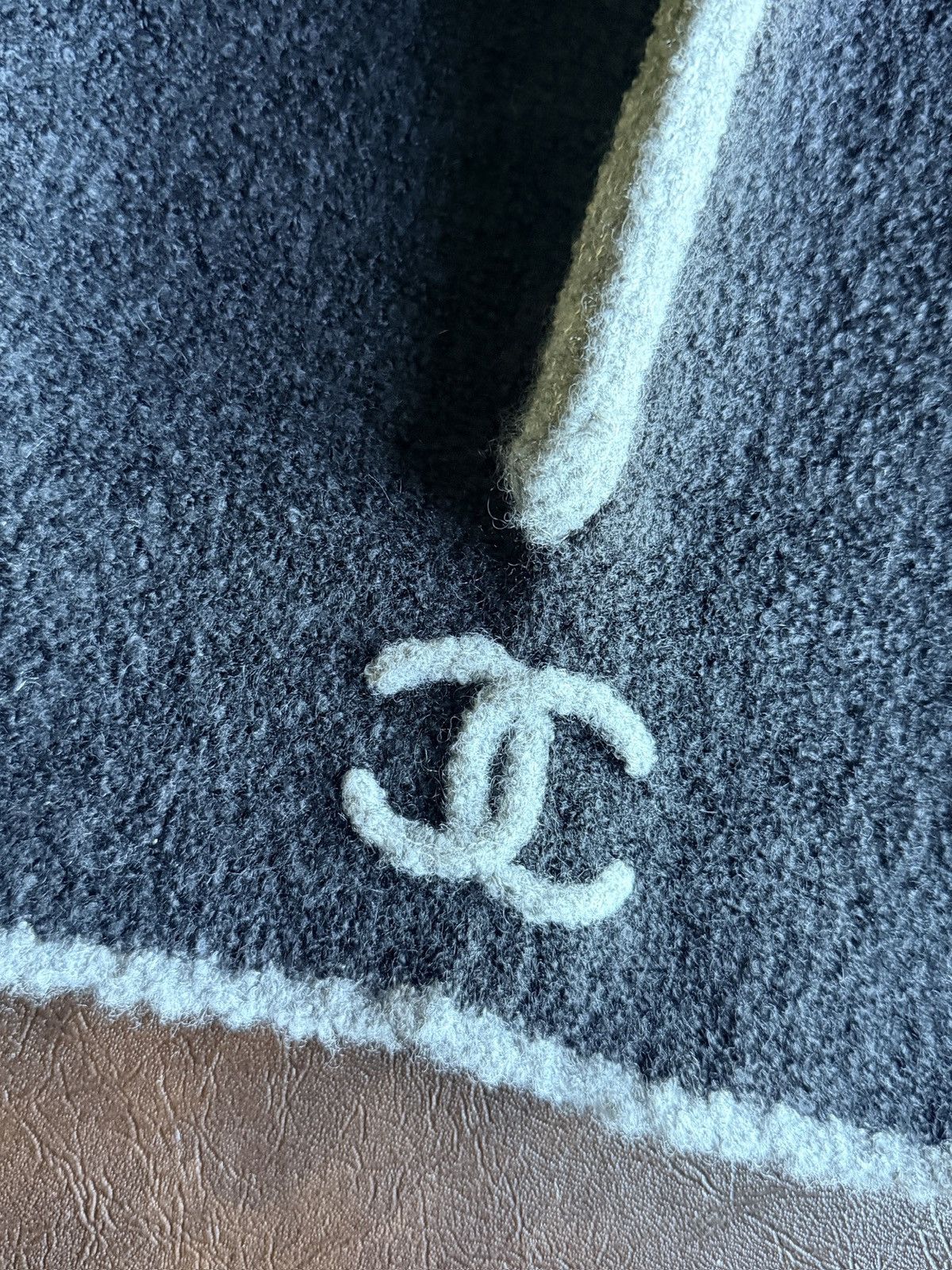 Chanel Chanel Cashmere & Silk Balaclava Face Mask Size ONE SIZE - 5 Thumbnail