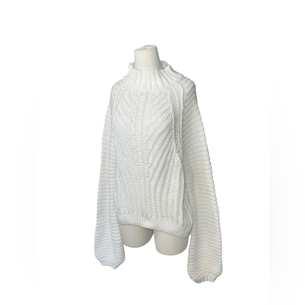 Free People Free People Sweetheart Mock Neck Sweater in Ivory in Sz Med Size M / US 6-8 / IT 42-44 - 3 Thumbnail