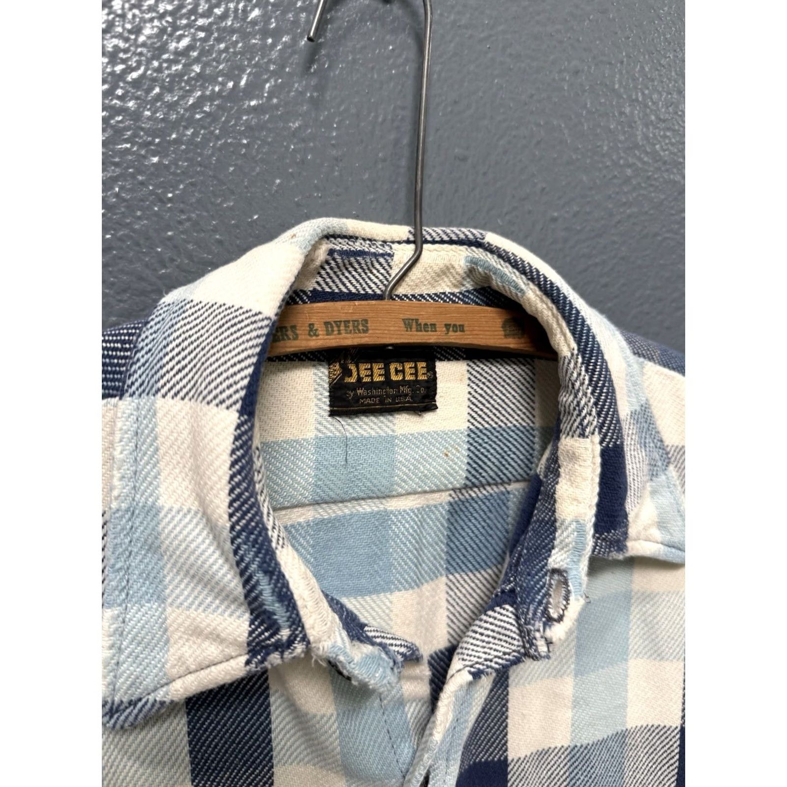 Vintage VINTAGE Dee Cee Flannel Shirt Men’s Size Large Blue Plaid Cotton Button Up 70’s Size US L / EU 52-54 / 3 - 2 Thumbnail