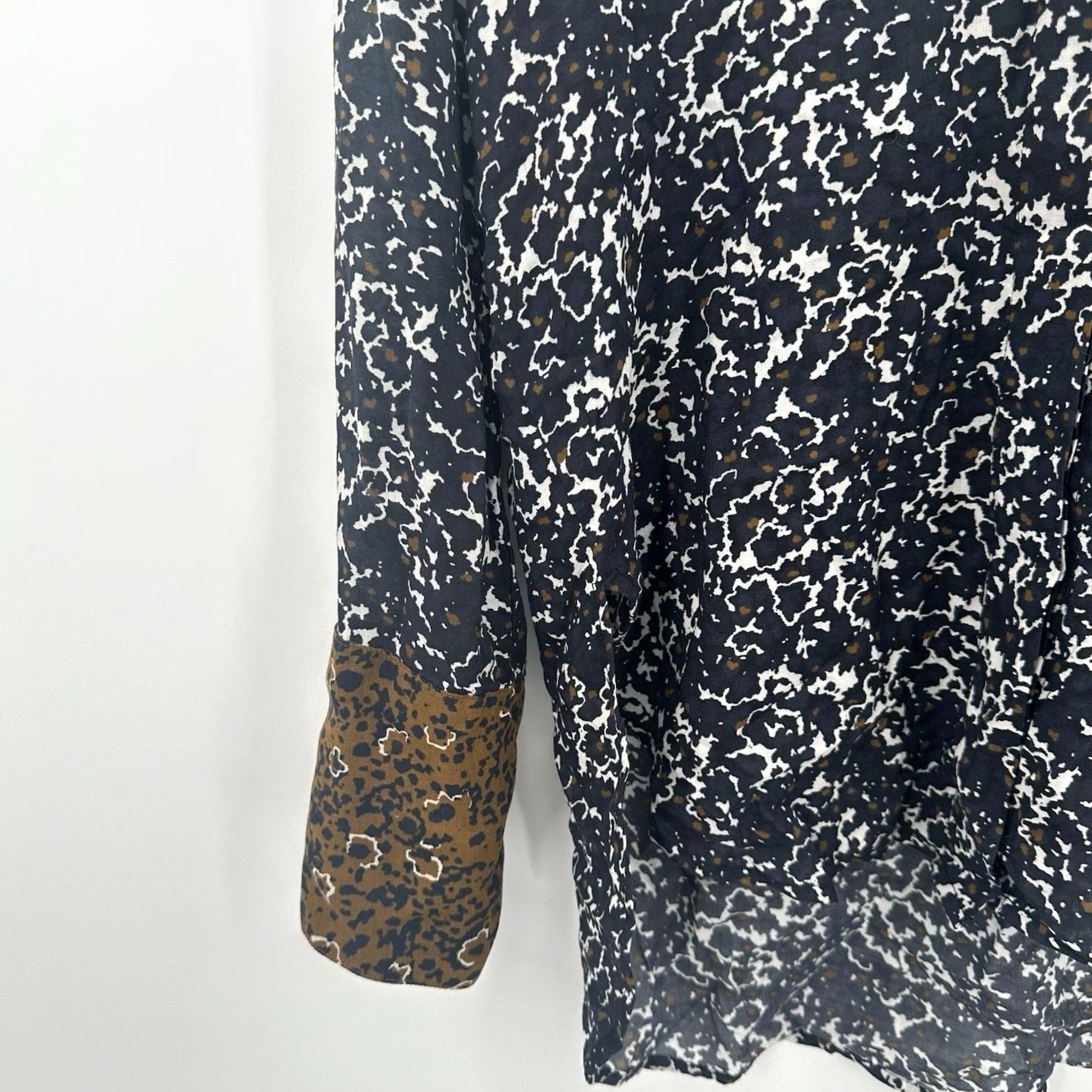 Apiece Apart Apiece Apart Blouse Silk Blend Floral Abstract V-Neck Long Sleeve Multicolor Womens 0 Bohemian Casual Workwear Size XS / US 0-2 / IT 36-38 - 3 Thumbnail