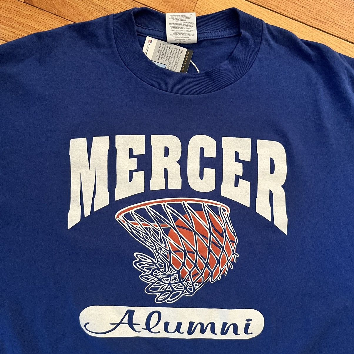Vintage VTG Y2K Mercer Alumni Basketball Tee Size US L / EU 52-54 / 3 - 2 Thumbnail