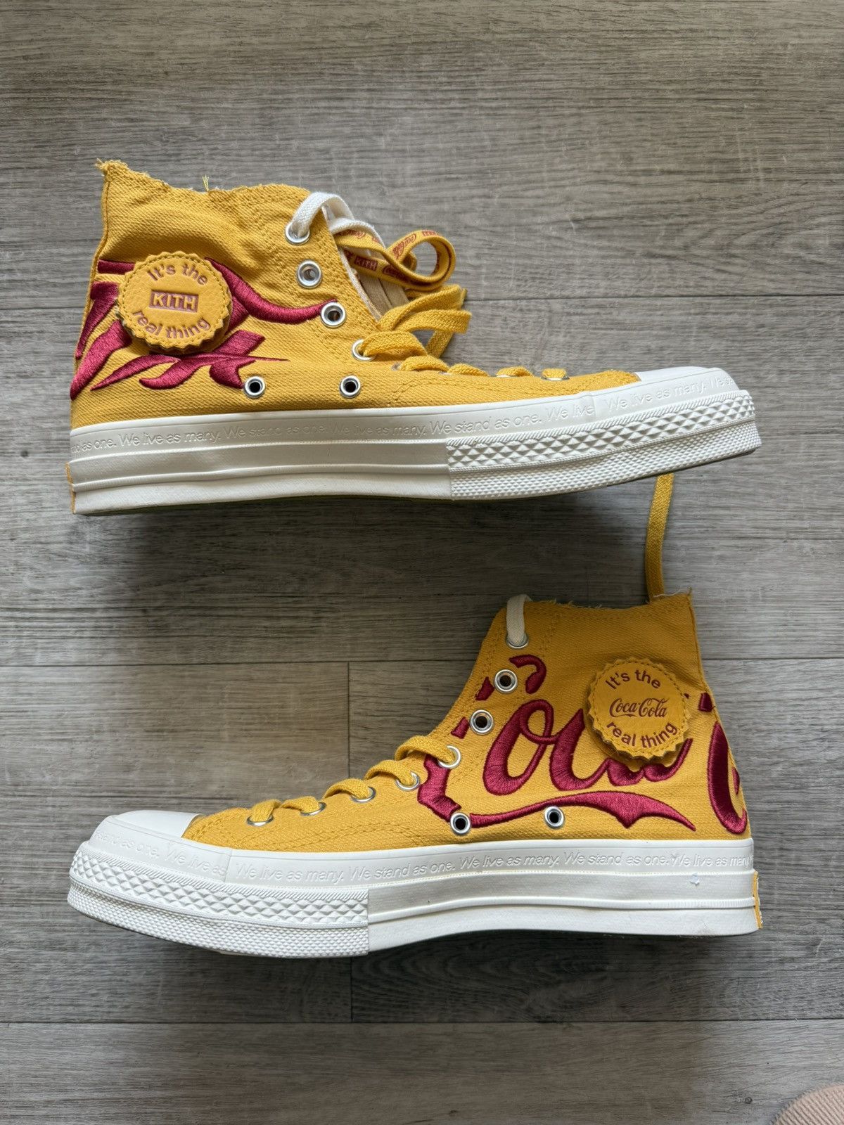 Converse × Kith Kith converse coca cola Size US 9 / EU 42 - 2 Thumbnail