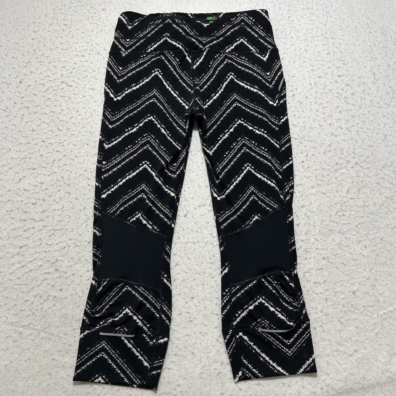 Athleta Athleta XS Capri Athletic Leggings Black White Stripe Pants Size 26" / US 2 / IT 38 - 6 Thumbnail