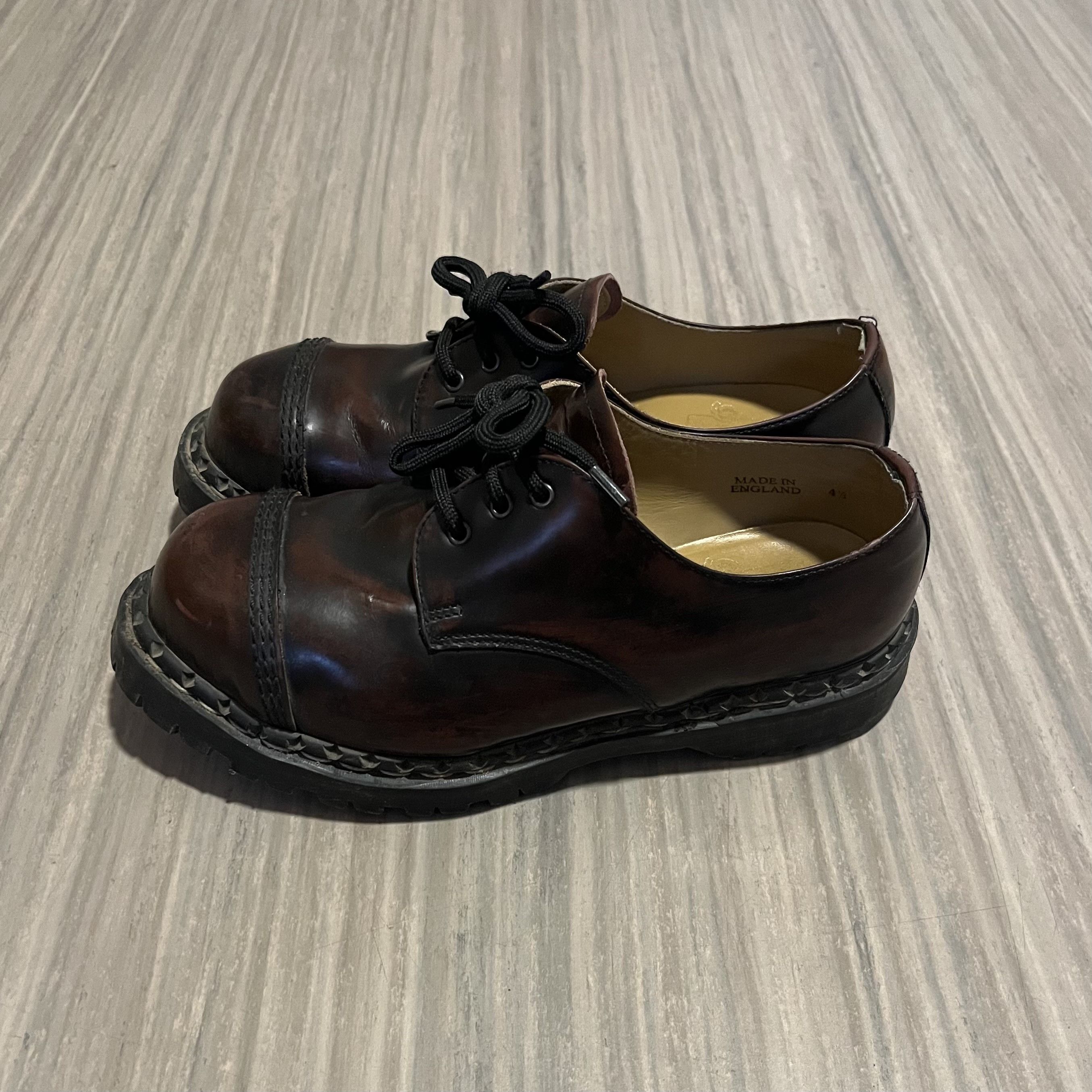 Solovair Solovair Burgundy Rub-Off Steel Toe Capped Gibson Shoe | Grailed