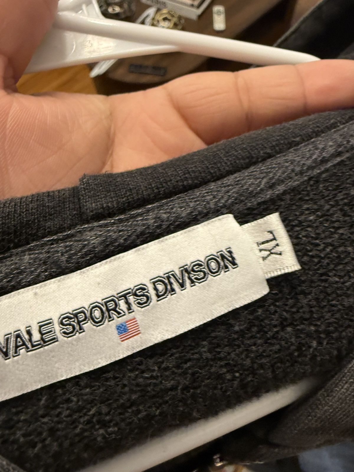 Vale Vale Forever Track Zip Up Size XL Size US XL / EU 56 / 4 - 8 Thumbnail