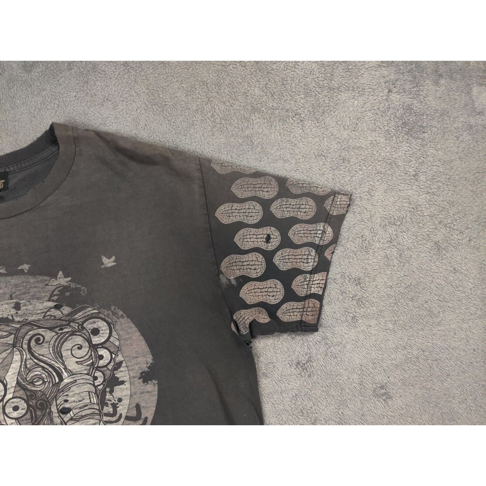 Other VINTAGE Animal Shirt Adult Mens Large Gray Elephant Short Sl Size US L / EU 52-54 / 3 - 10 Thumbnail