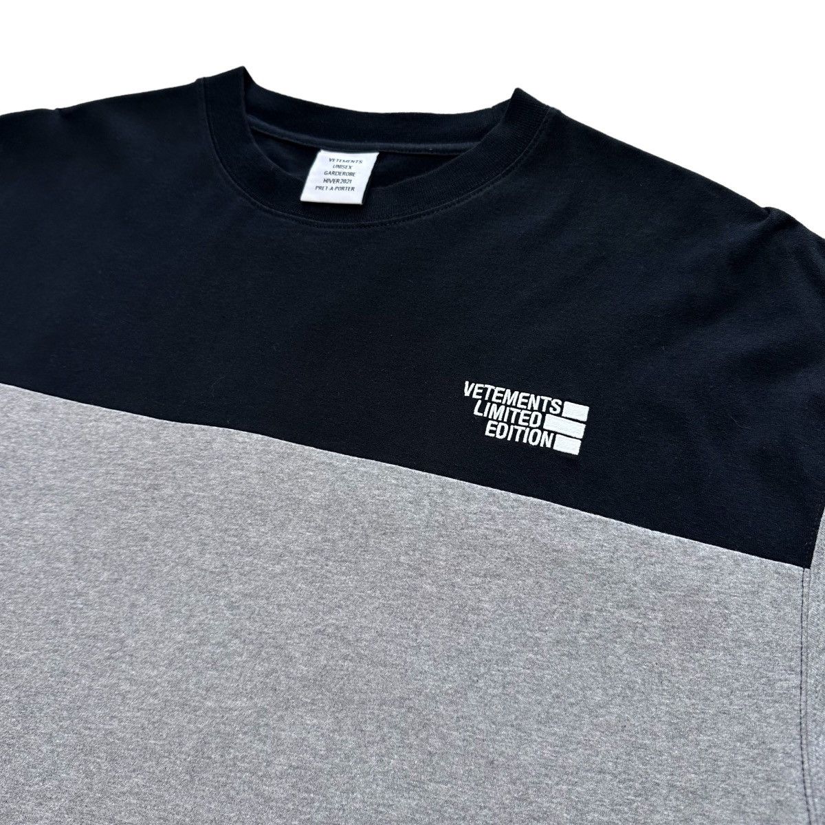 Vetements Vetements The North Face Logo Tee Size US XL / EU 56 / 4 - 2 Thumbnail