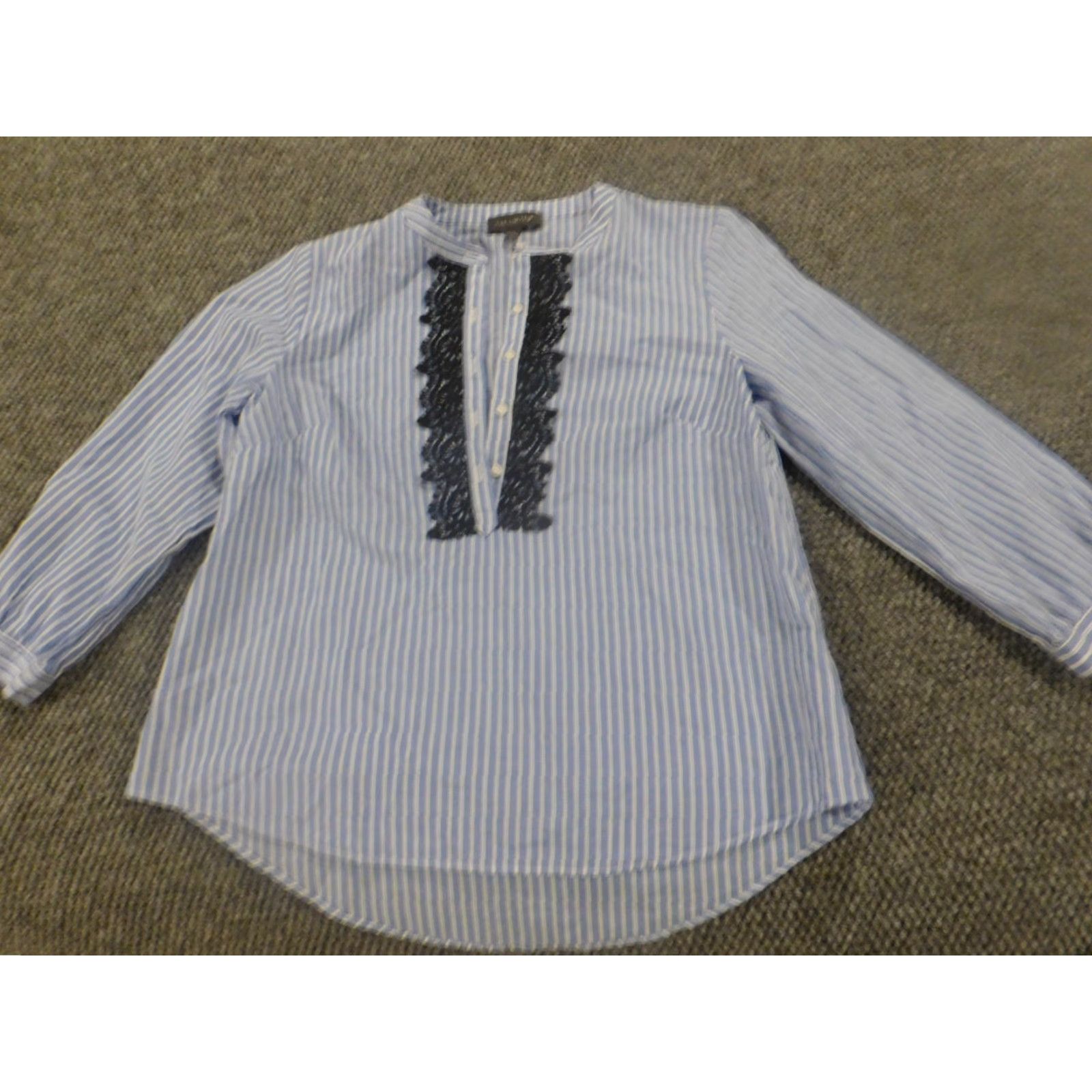 Vintage The Limited Blouse Womens S Blue Lightweight Striped Crew Neck Button Pullover Cotton Rayon Regular Casual Size S / US 4 / IT 40 - 2 Thumbnail