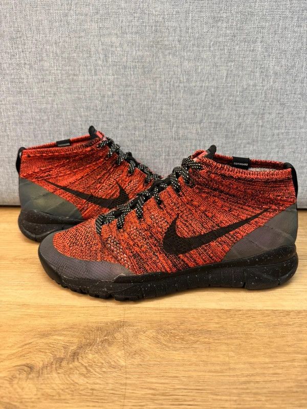 Nike Nike Flyknit Trainer Trnr Chukka FSB Bright Crimson size 43 Size US 10 / EU 43 - 2 Thumbnail