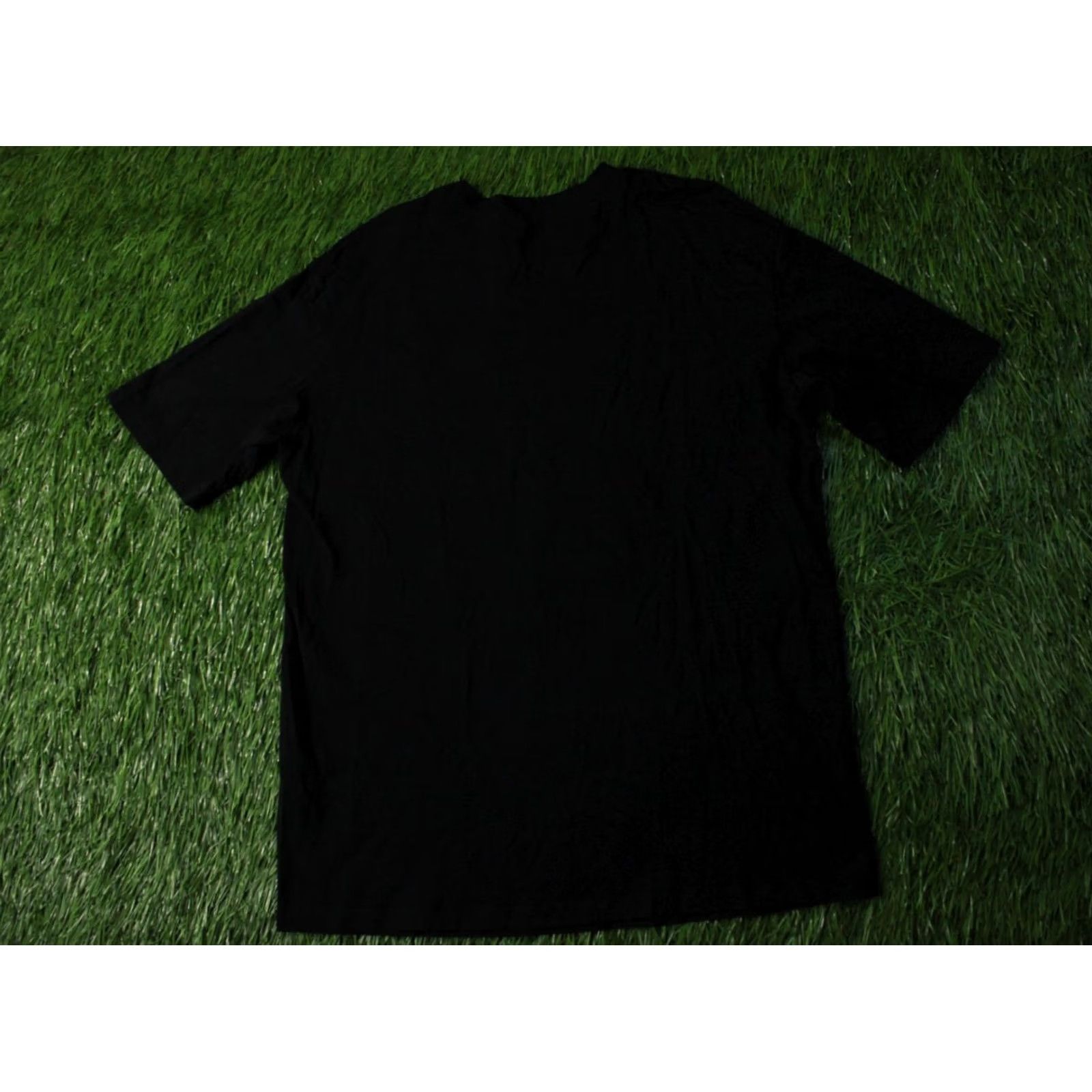 Vintage PINK FLOYD THE DARK SIDE OF THE MOON Shirt M Men Black 70 cm 52 cm 2024 Official Product Basic Tee Rock Band Print 2024s Girls Boys Mens Size US M / EU 48-50 / 2 - 8 Thumbnail