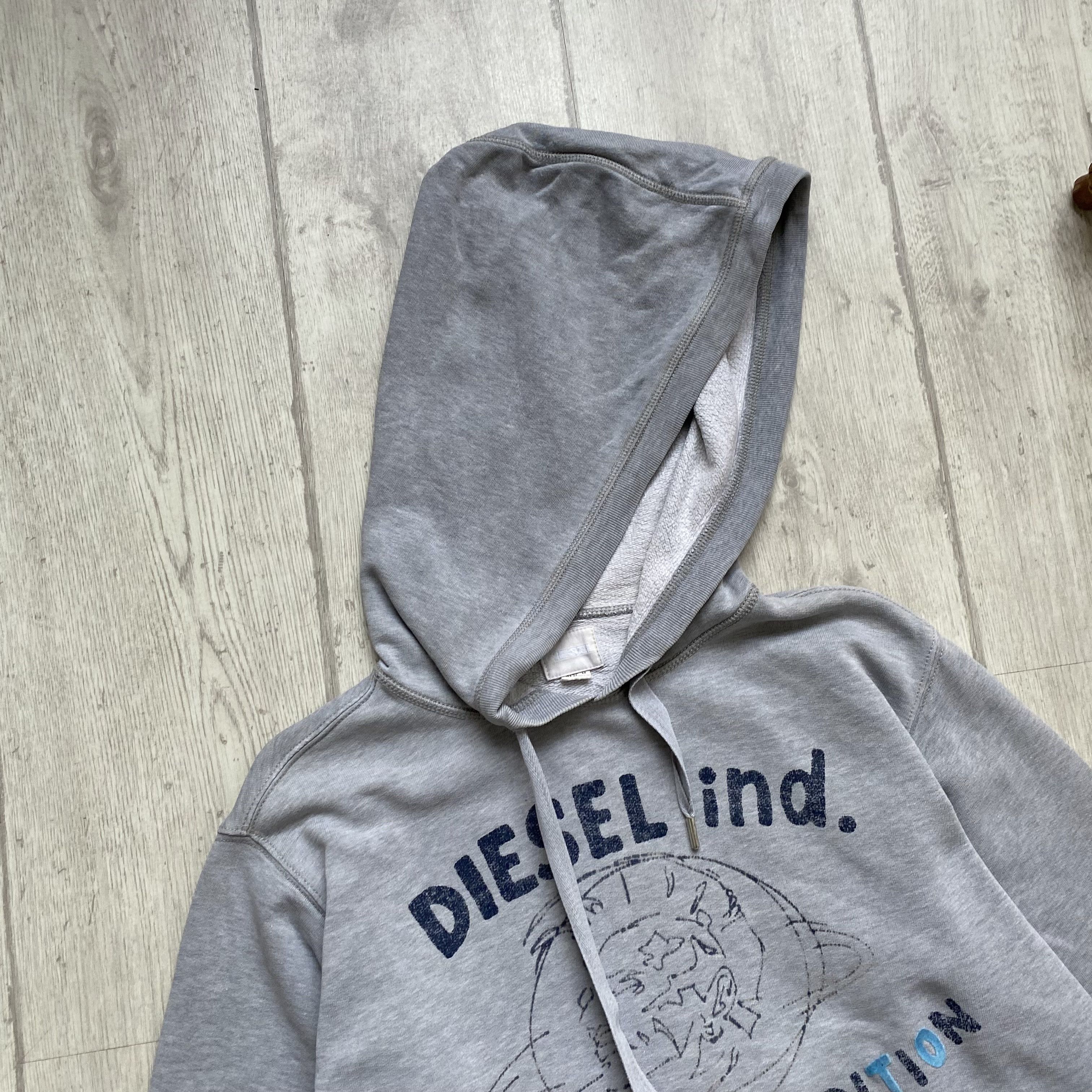 Diesel ⚙️ Vintage Trashed Diesel Hoodie Big Logo 90s Size US M / EU 48-50 / 2 - 4 Thumbnail