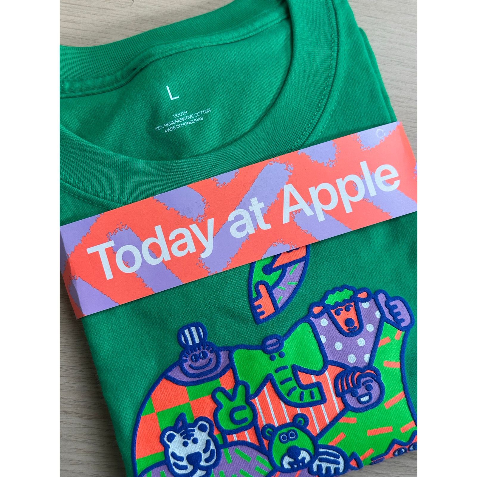 Apple Rare Today at Apple Green Cotton T-Shirt Size L (Youth) Size XS / US 0-2 / IT 36-38 - 4 Thumbnail