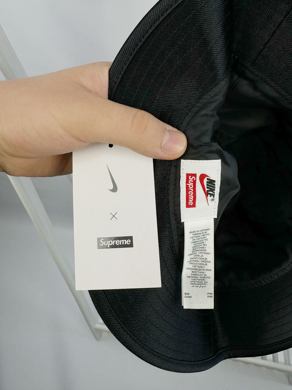 Hypebeast Supreme X Nike Dazzle Crushed Size ONE SIZE - 8 Thumbnail