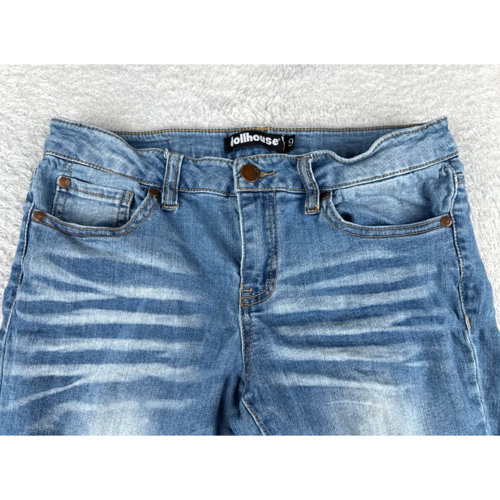 Vintage Dollhouse Jeans Juniors 9 Denim Blue Skinny Tapered Distressed 28x26 Jeans Womens Girls Mens Size 30" / US 8 / IT 44 - 4 Thumbnail