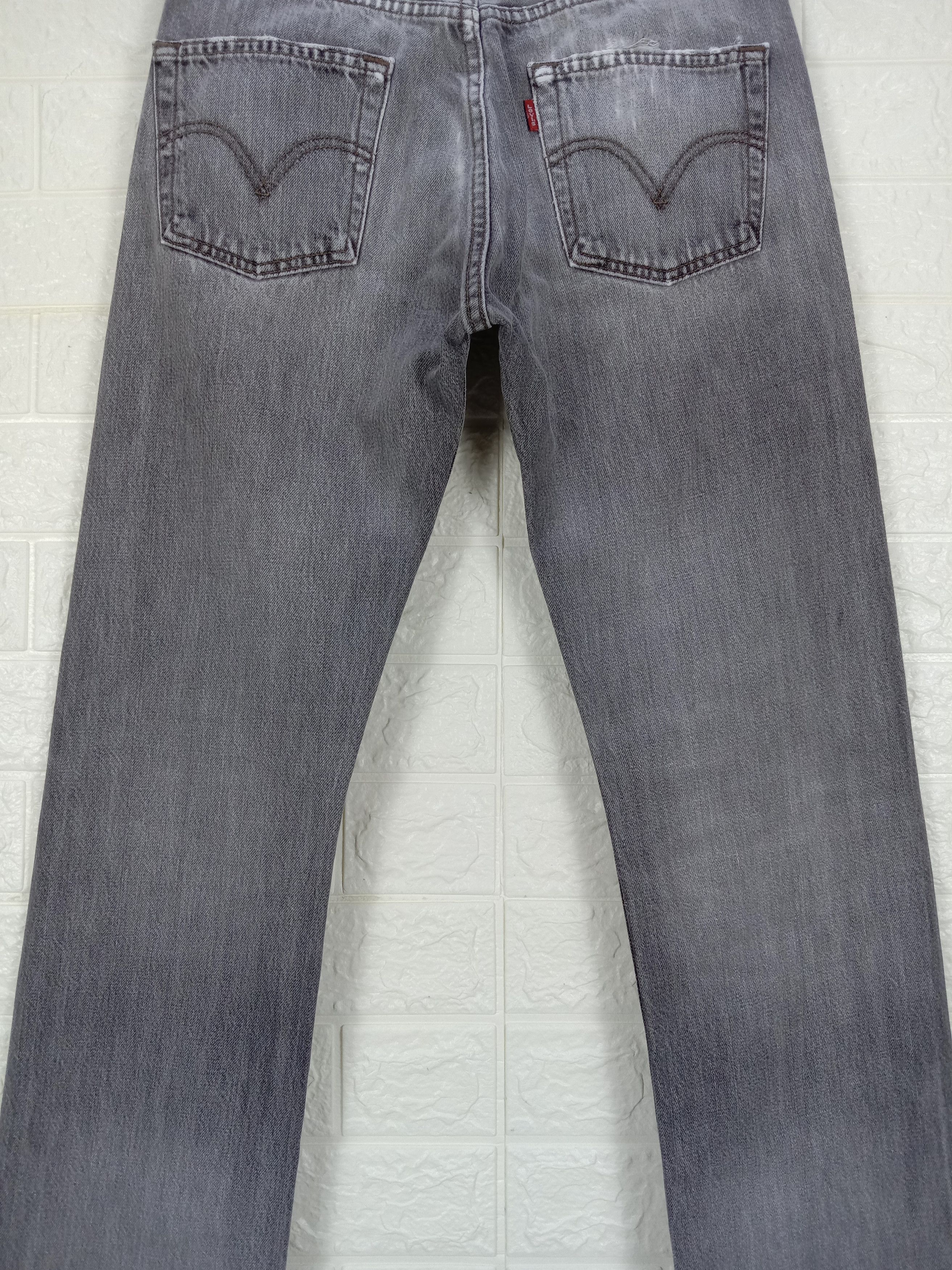 Levi's Vintage Levi's 501 Faded Black Jeans Buttons Fly Denim Size US 28 / EU 44 - 7 Thumbnail