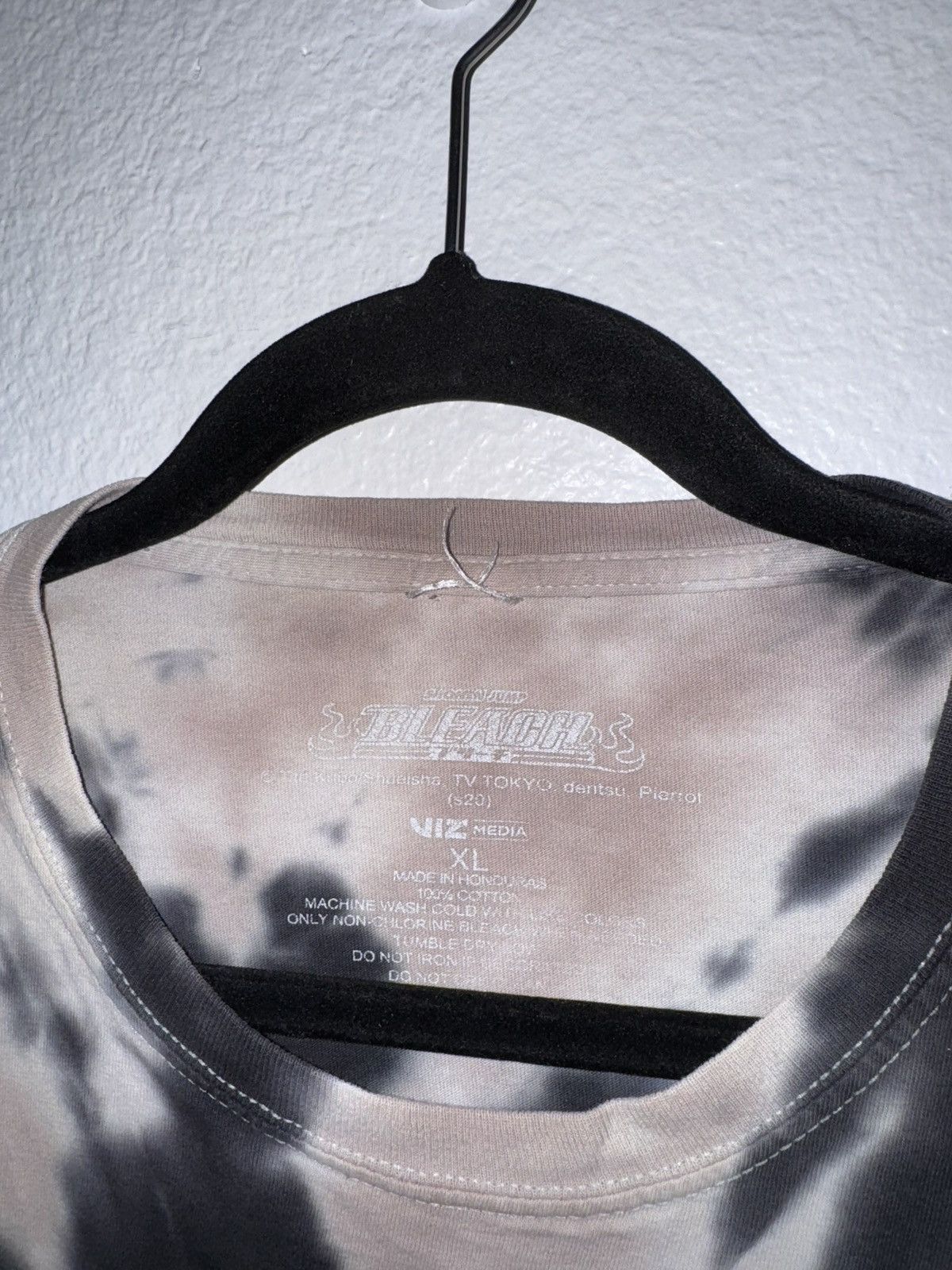 Anime Vintage Bleach Ichigo Tie Dye Tee Size US XL / EU 56 / 4 - 4 Thumbnail