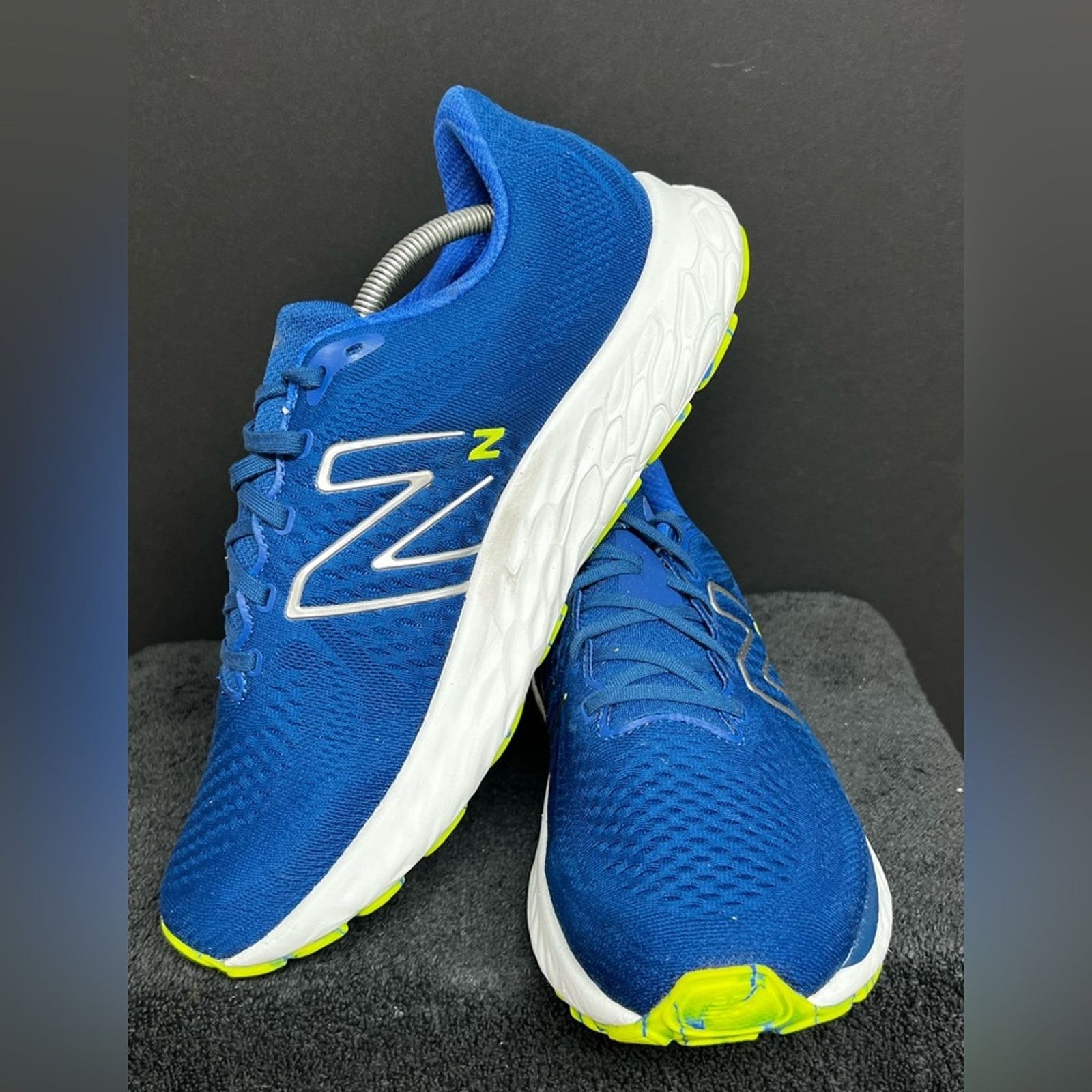 New Balance NEW BALANCE EVOZ V2 BLUE SIZE 11 4E EXTRA WIDE RUNNING SHOE Size US 11 / EU 44 - 3 Thumbnail