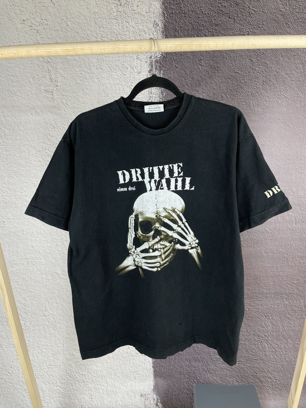 Band Tees Dritte Wahl vintage skull y2k 90s made in Poland tee shirt Size US XL / EU 56 / 4 - 2 Thumbnail