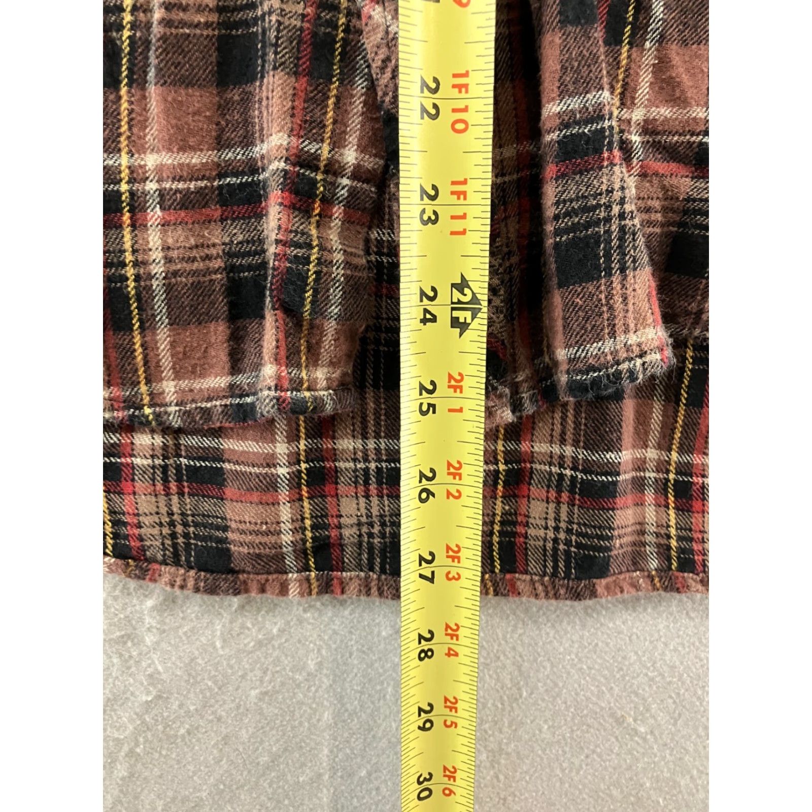 Wrangler VINTAGE Wrangler Wrancher Shirt Mens L Red Plaid Pearl Snaps 90s Cowboy Western Easy Care Size US L / EU 52-54 / 3 - 4 Thumbnail