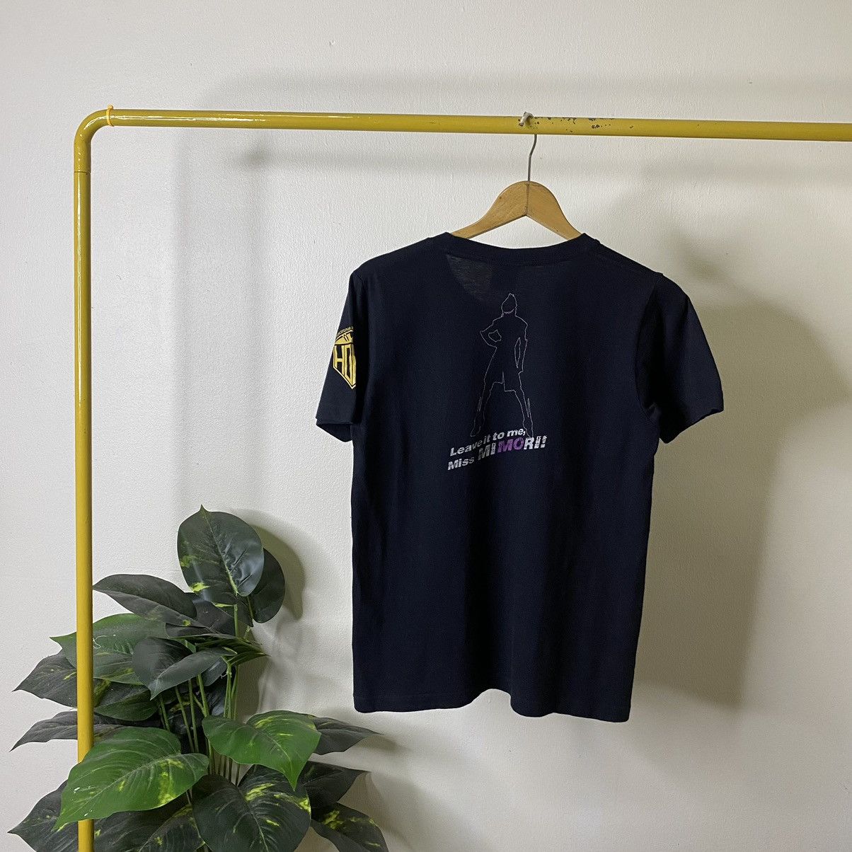 Anime Y2K Anime Series s-CRY-ed Straight Cougar Tee Size US S / EU 44-46 / 1 - 7 Thumbnail
