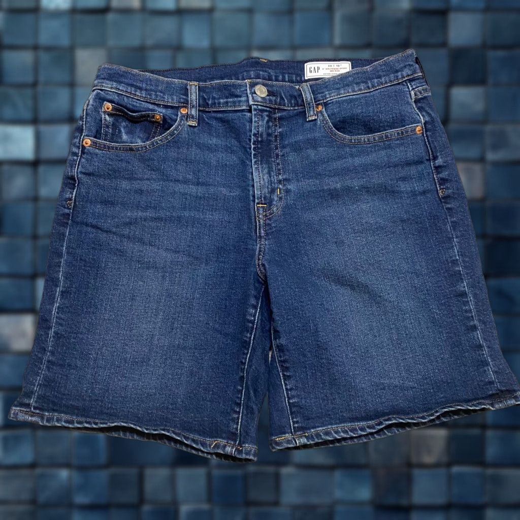 Gap GAP Womens 10 Tall Denim Bermuda Shorts Blue Dark Wash Inseam 8" Button Front 5-Pocket Casual Womens (Tall) Size 32" / US 10 / IT 46 - 1 Thumbnail