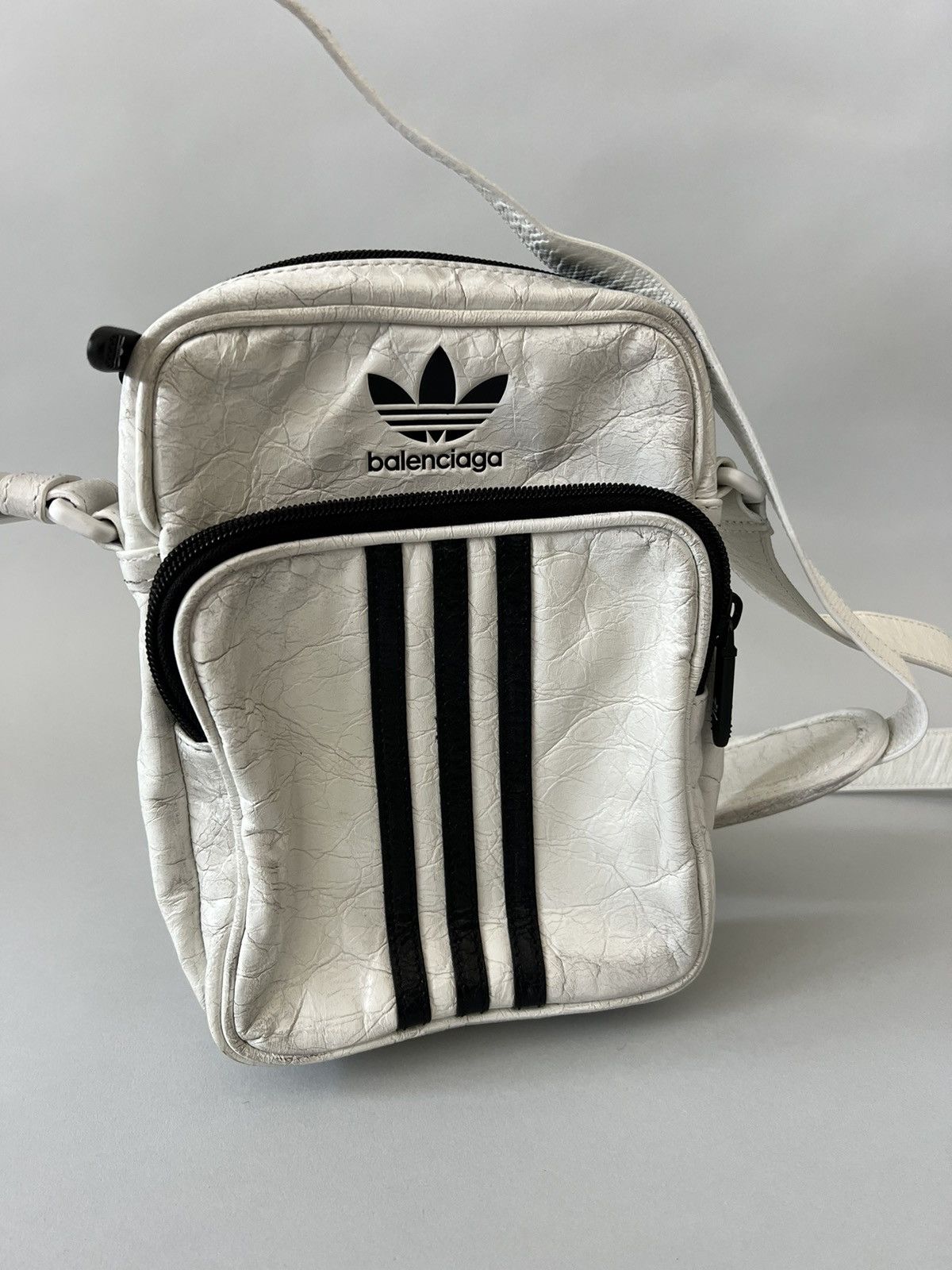 Balenciaga Balenciaga x Adidas crossbody messenger bag Size ONE SIZE - 2 Thumbnail