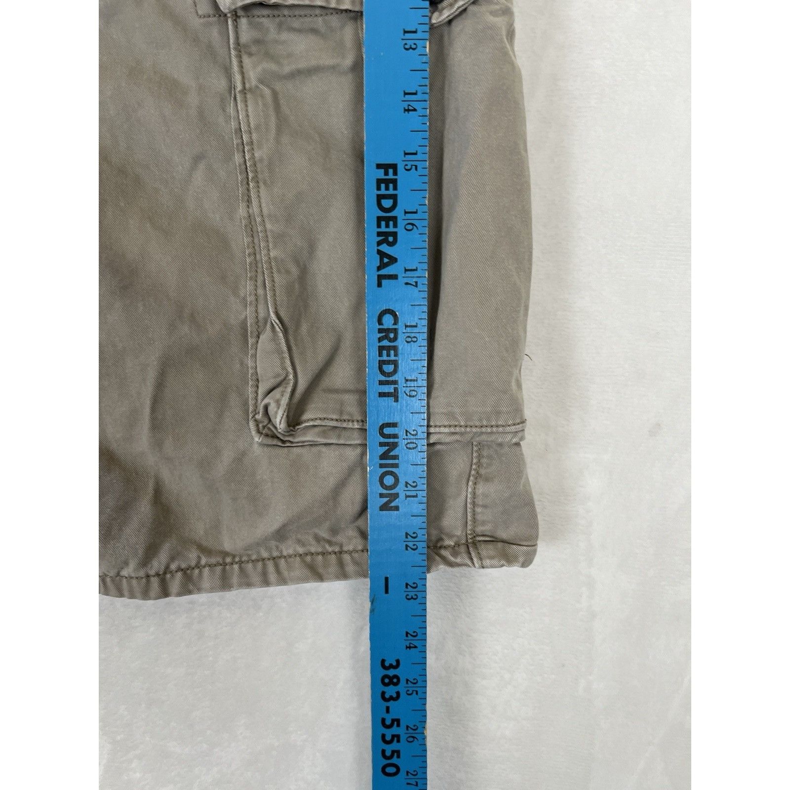 Levi's Levi’s Khaki Cargo Shorts Size 44 Y2K Baggy Skater Grunge Size US 44 / EU 60 - 5 Thumbnail