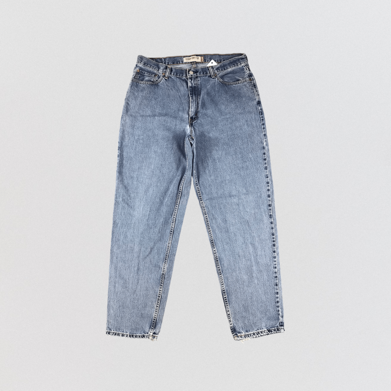 Levi's × Vintage Vintage Levis Jeans Lot 560-JM820 Size US 36 / EU 52 - 1 Thumbnail