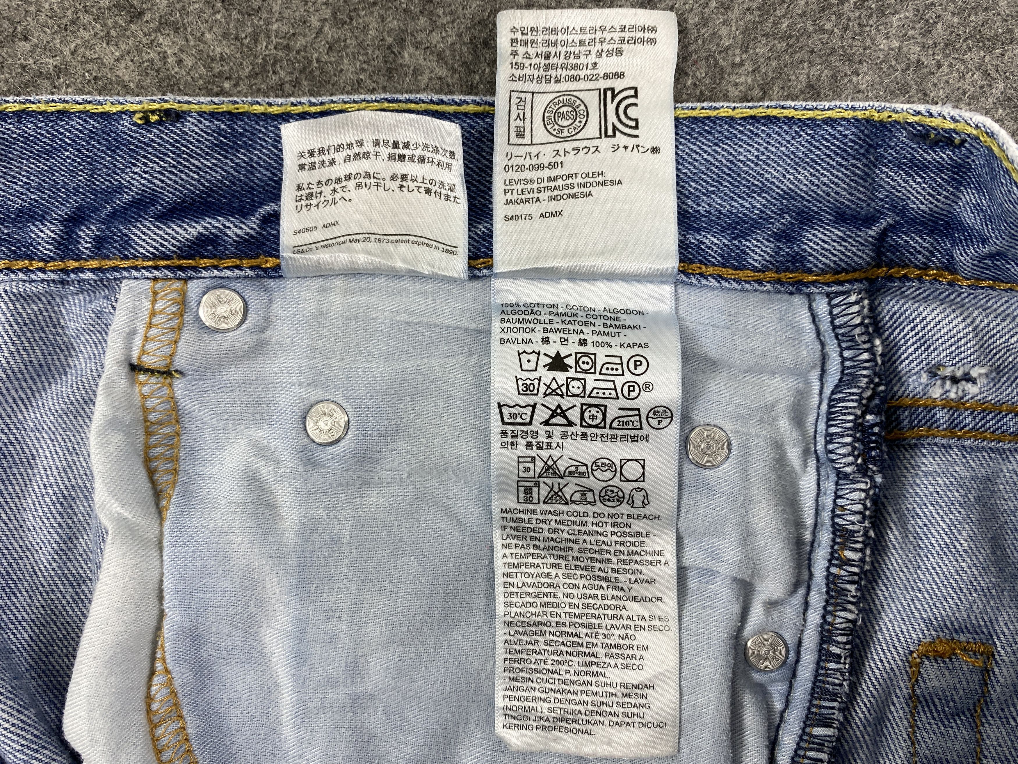Levi's Mid Blue Vintage Levi's 550 Jeans 34x32.5 Denim -JN1996 Size US 34 / EU 50 - 9 Thumbnail
