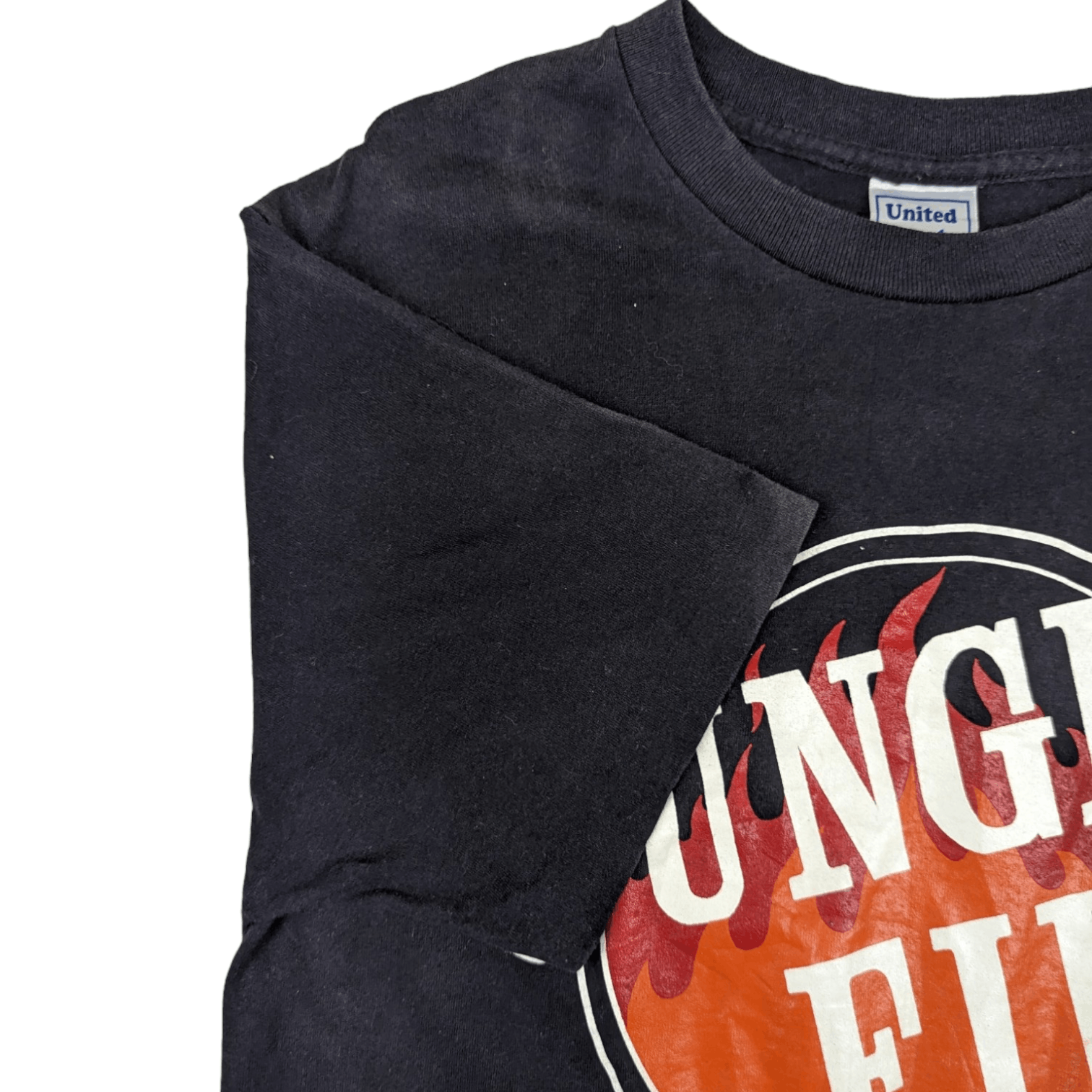 Band Tees Vintage 90's JUNGLE FIRE Rock Band Lupin T-Shirt Size US S / EU 44-46 / 1 - 6 Thumbnail