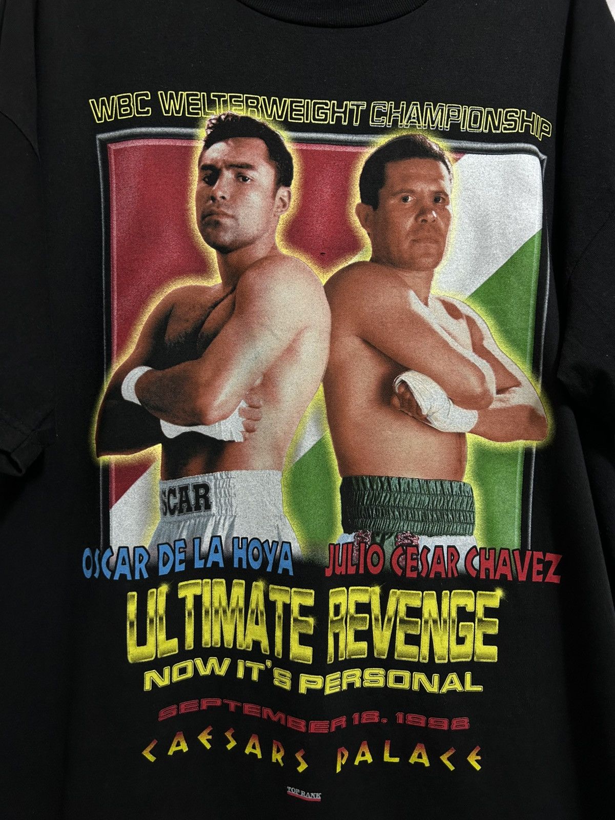 Salem Sportswear OSCAR DE LA HOYA VS JULIO CESAR CHÁVEZ VINTAGE BOX TEE 1998 Size US XL / EU 56 / 4 - 2 Thumbnail