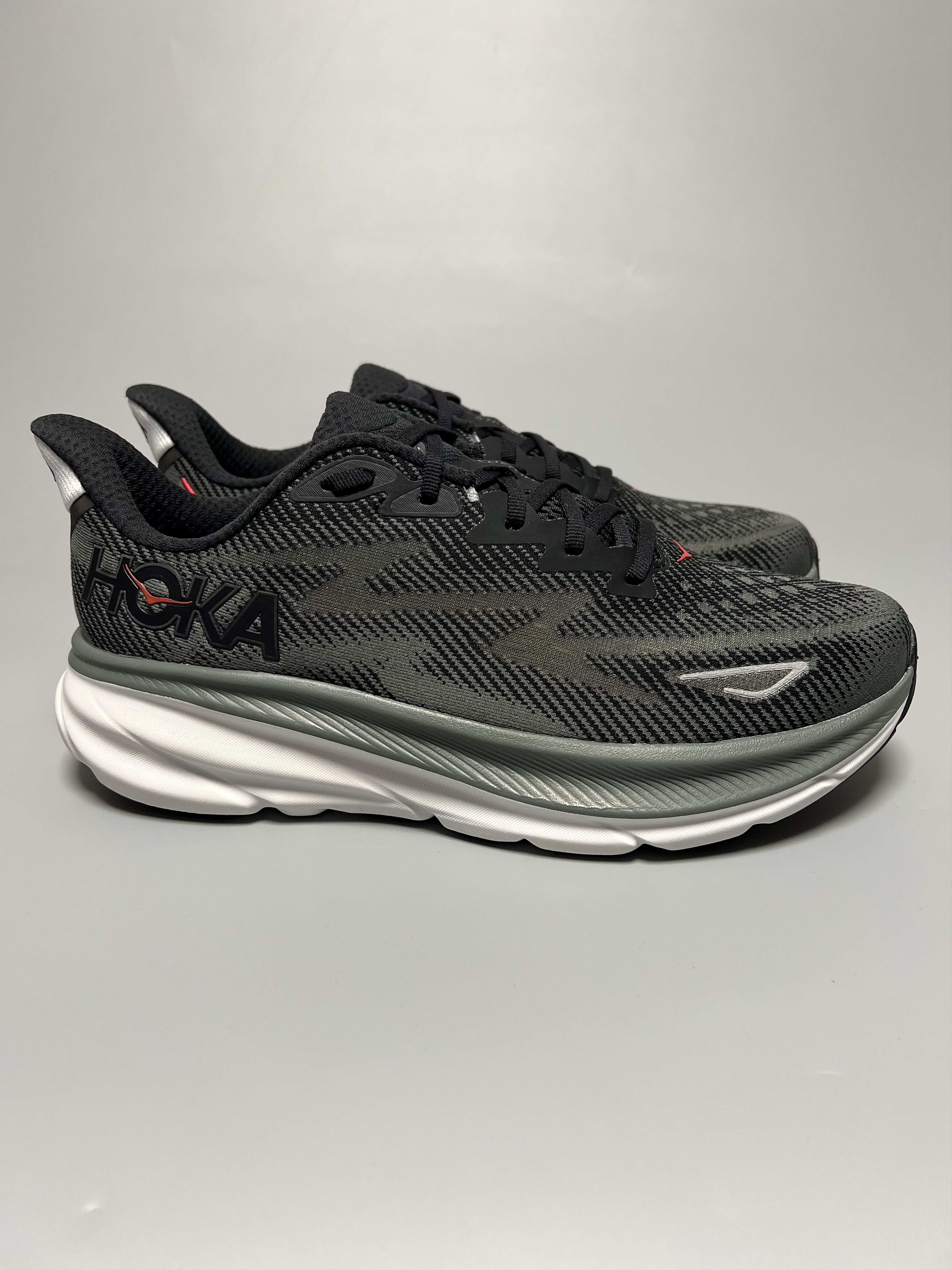 Hoka 10.5D Hoka One One Clifton 9 Men's Running Shoes Walking Gym Size US 10.5 / EU 43-44 - 1 Thumbnail