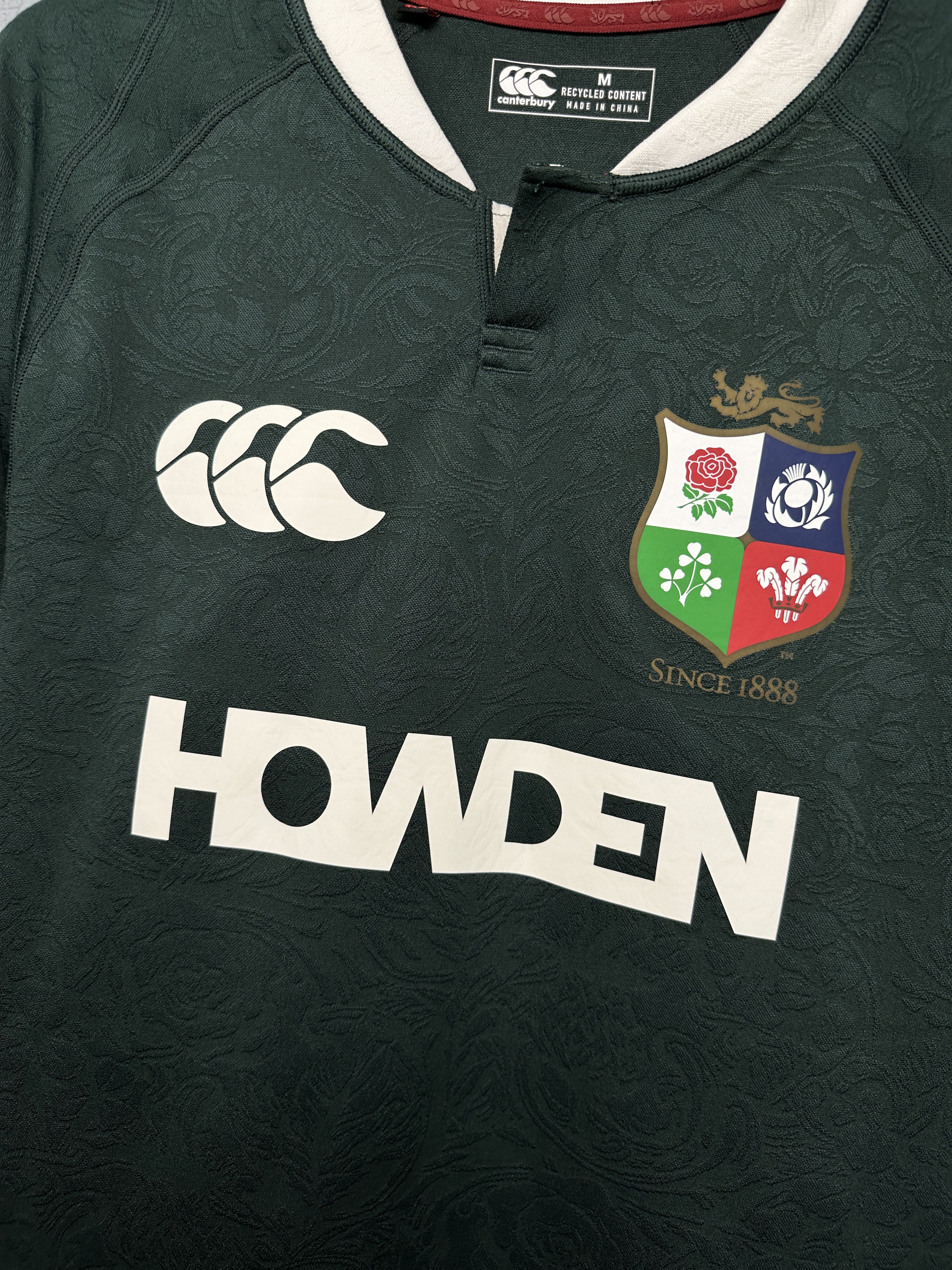 Canterbury of New Zealand Canterbury of New Zealand British & Irish Lions Jersey Size US M / EU 48-50 / 2 - 3 Thumbnail