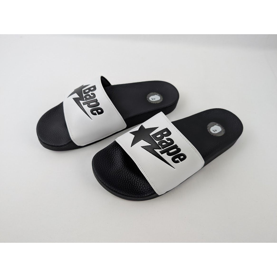 Bape o1rshd1 Q:2 / Bape Logo Slider Slipper Slide in Black/White Size US 9 / EU 42 - 5 Thumbnail