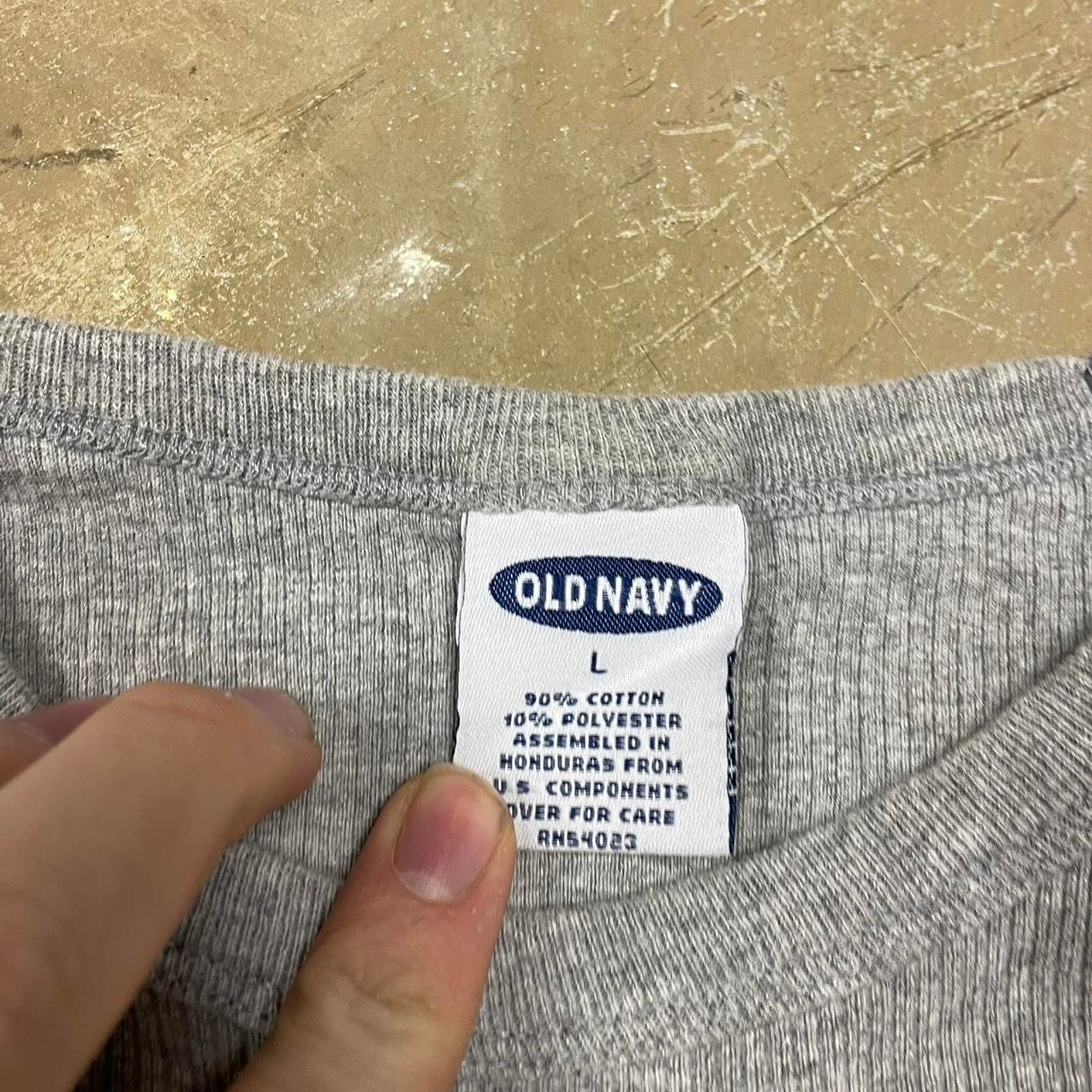 Old Navy Old Navy grey tee with embroidered logo Size L Size US L / EU 52-54 / 3 - 2 Thumbnail