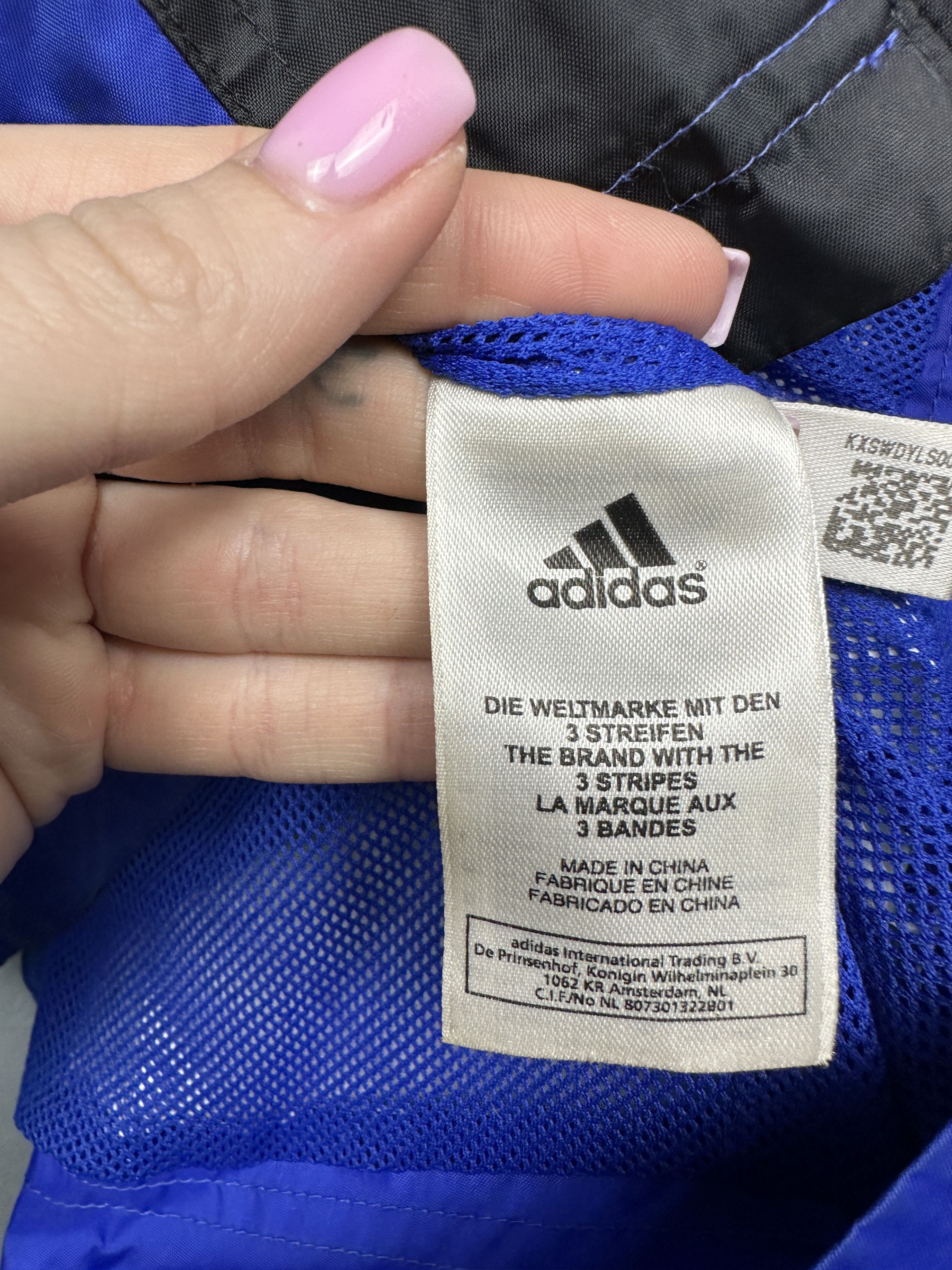 Adidas Adidas Vintage Mens Windbreaker Nylon Jacket Size US S / EU 44-46 / 1 - 5 Thumbnail