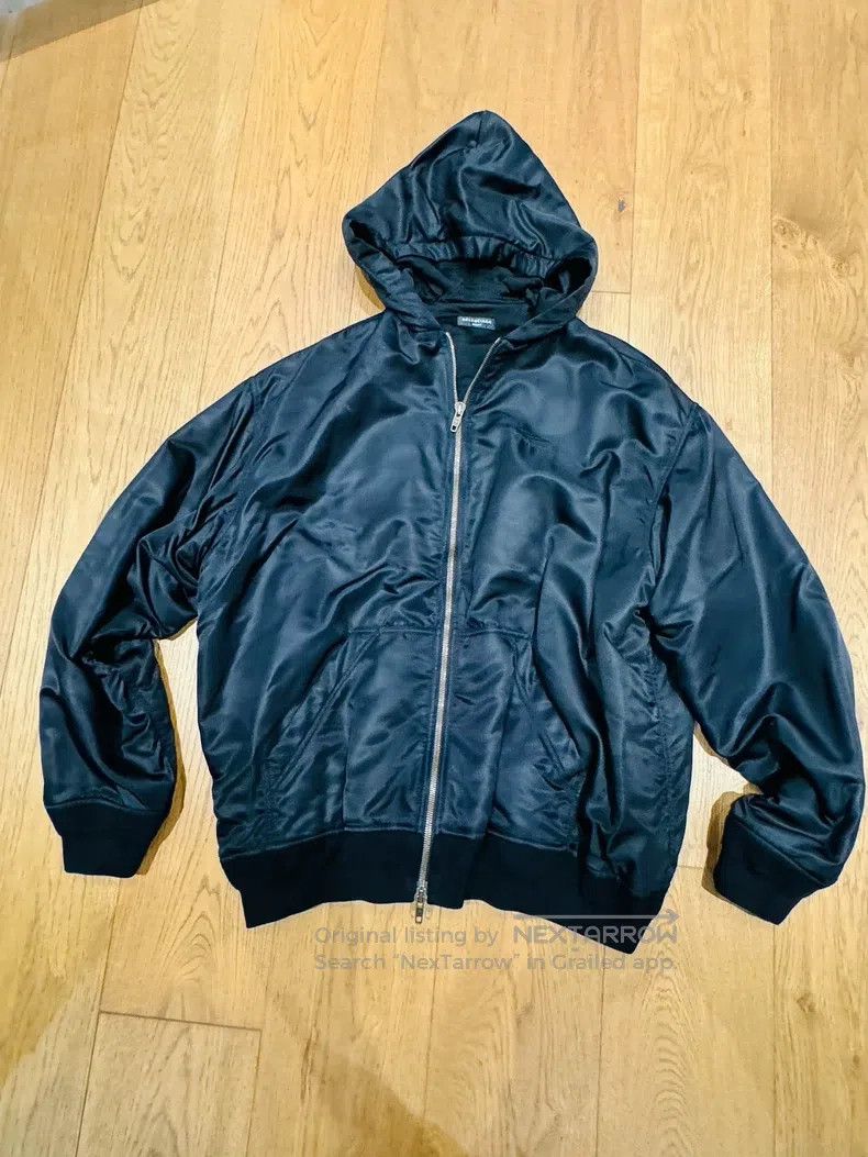 Balenciaga Balenciaga 3B Embroidered Satin Bomber Jacket with Large S Size US S / EU 44-46 / 1 - 1 Thumbnail