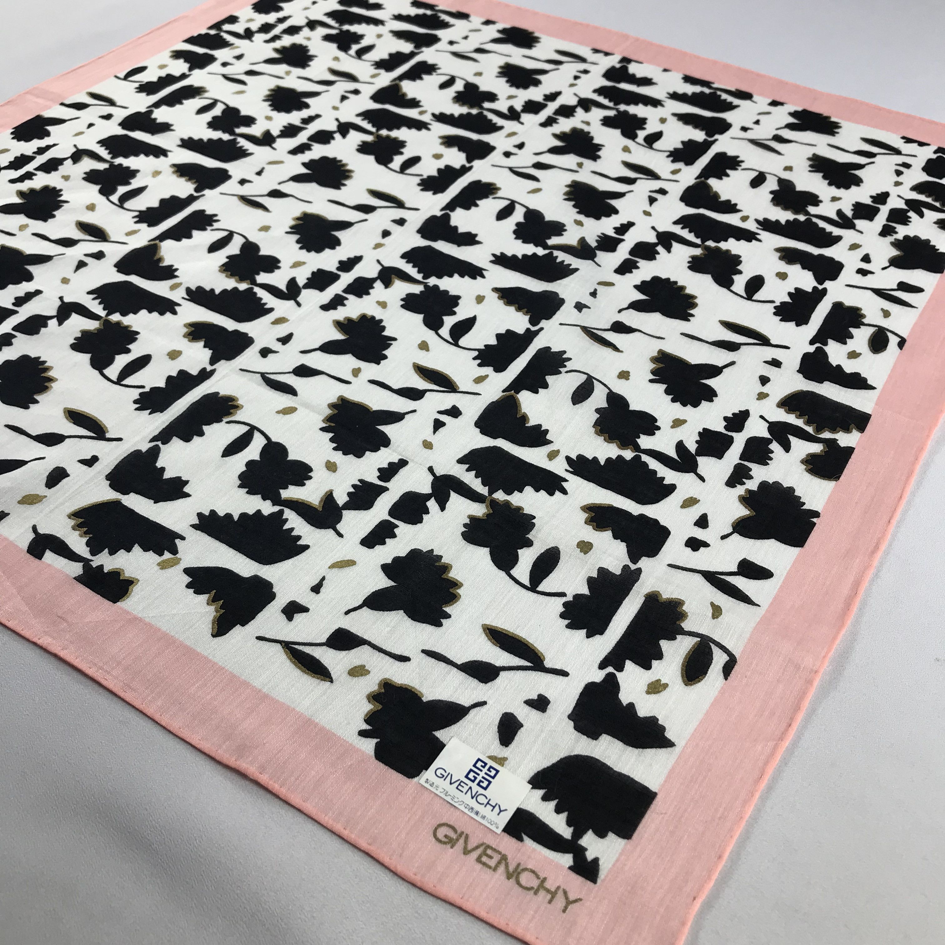 Vintage Givenchy Handkerchief / Bandana / Neckerchief C792 Size ONE SIZE - 4 Thumbnail