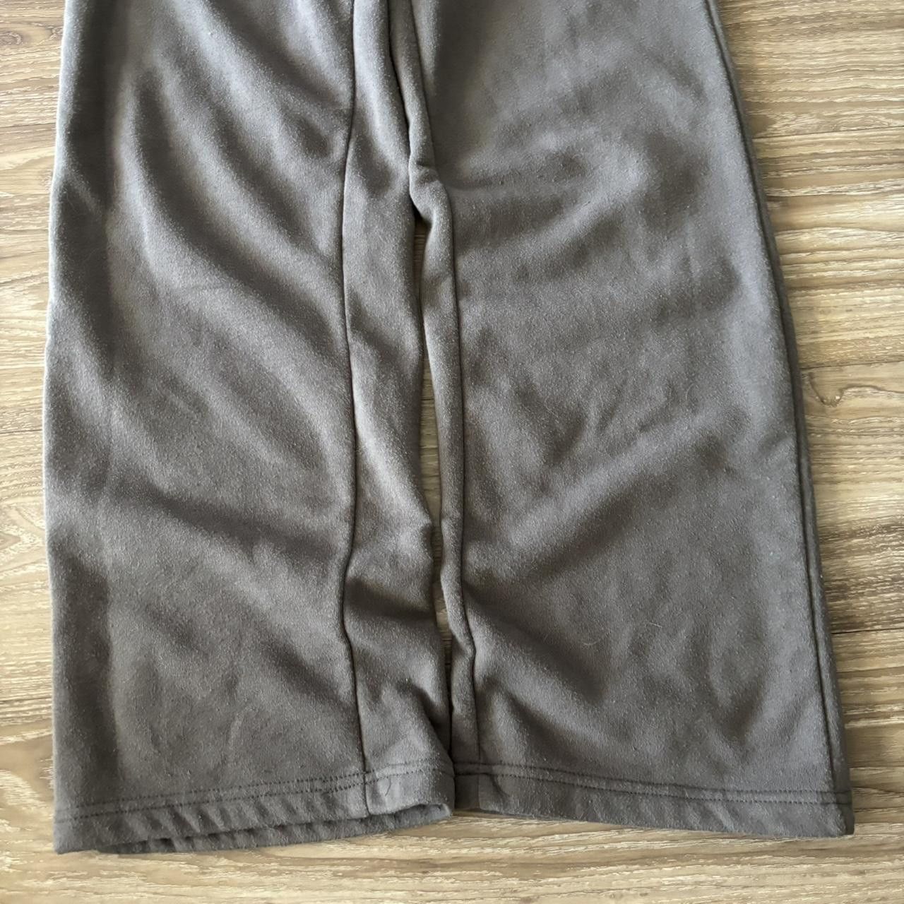 Vintage Crazy Vintage Y2K/2000s Baggy Grey Skater Style Essential Sweatpants! Size S Size US 28 / EU 44 - 5 Thumbnail