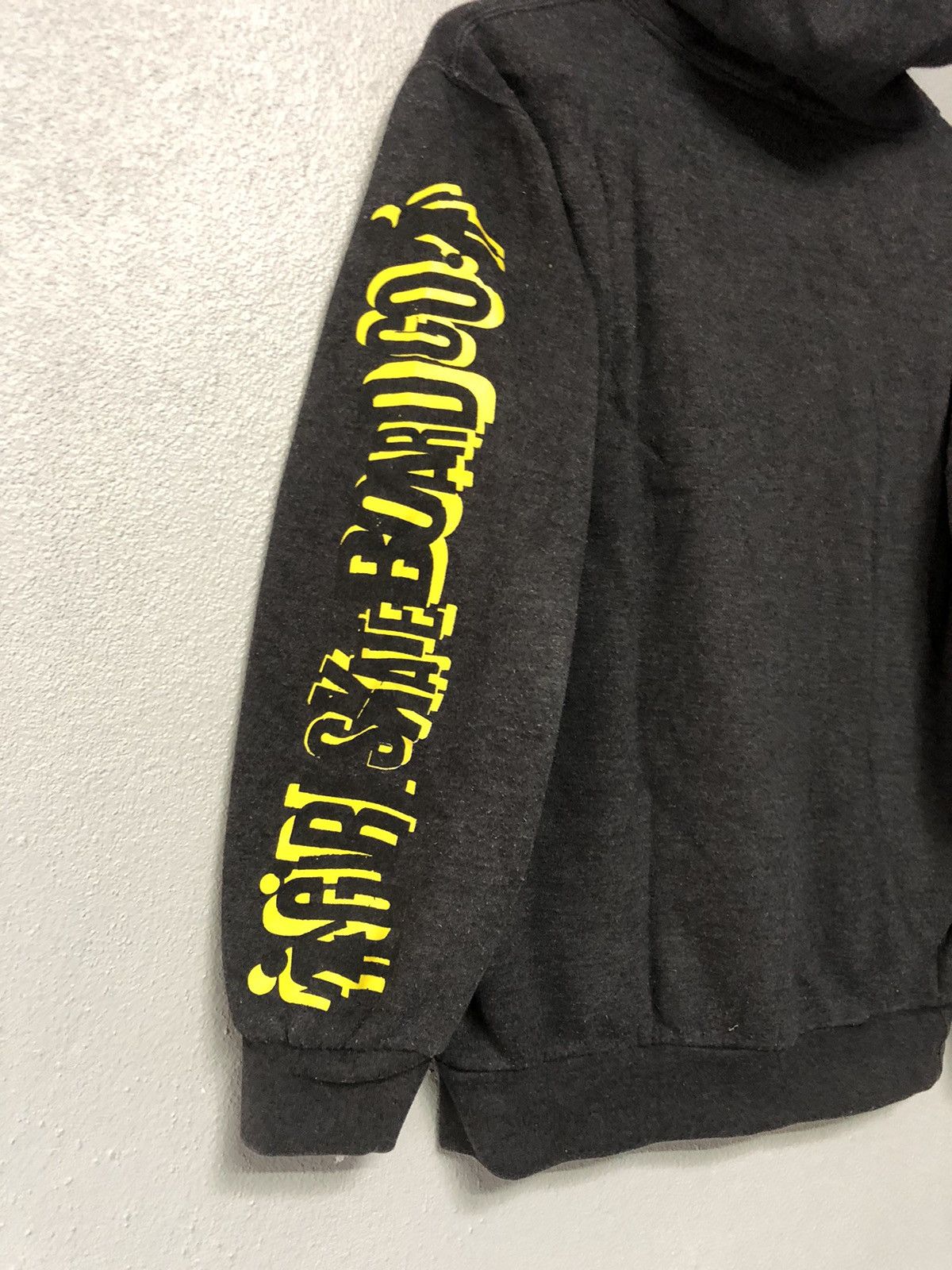 Hook-Ups Girl Skateboard Vintage Hoodie Size S / US 4 / IT 40 - 7 Thumbnail