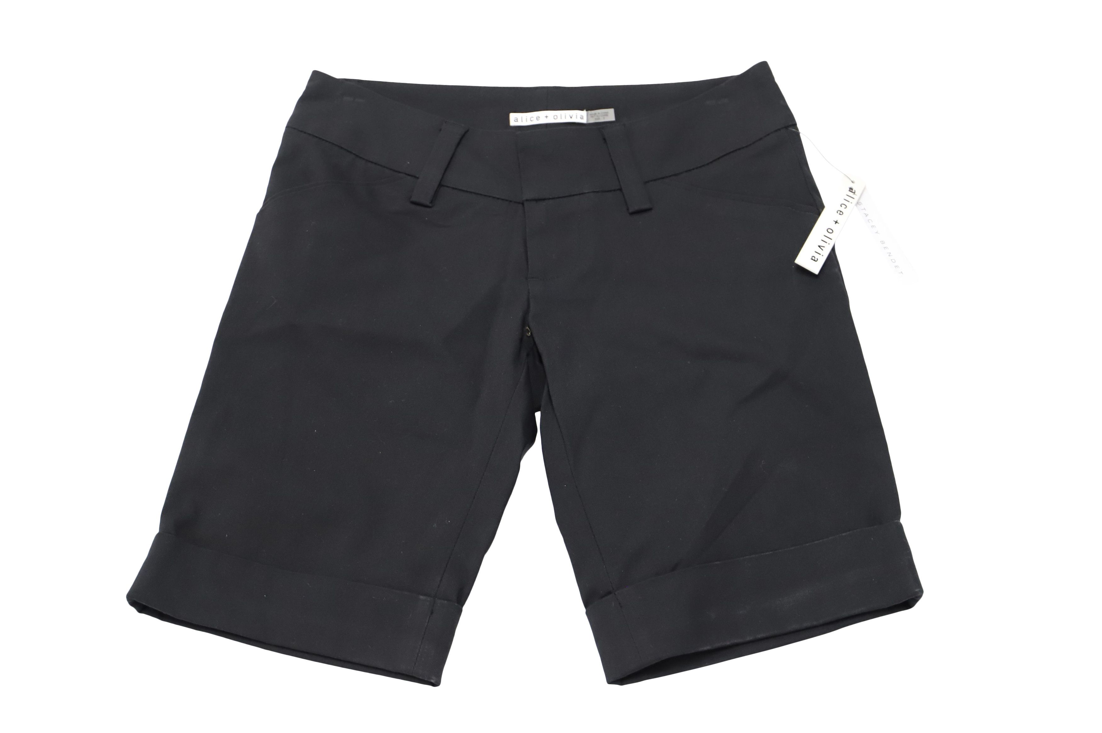 Alice + Olivia Alice + Olivia Cuffed Bermuda Shorts in Black Cotton Size 25" / US 0 / IT 36 - 1 Thumbnail